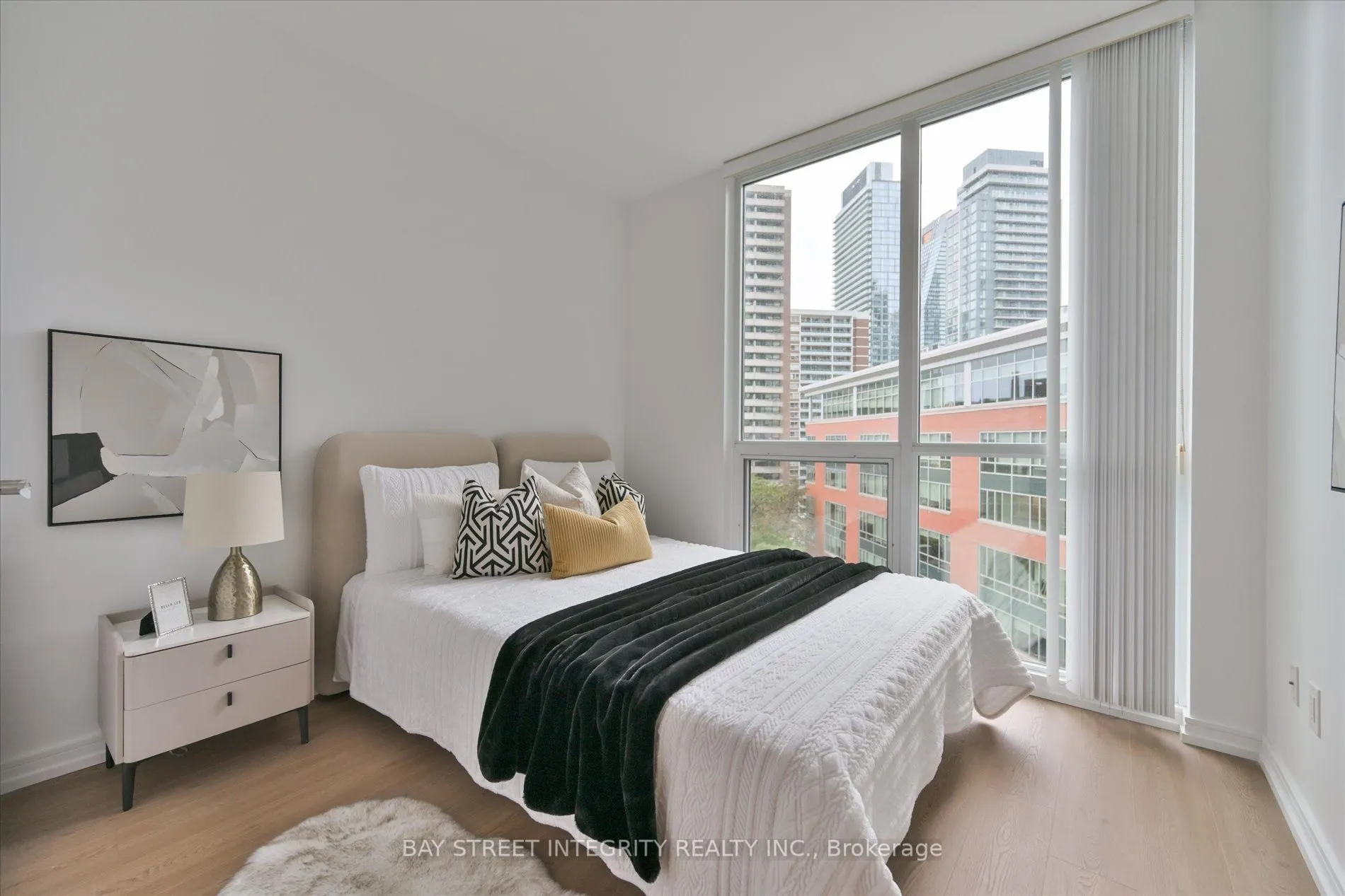 45 Charles Street E #802