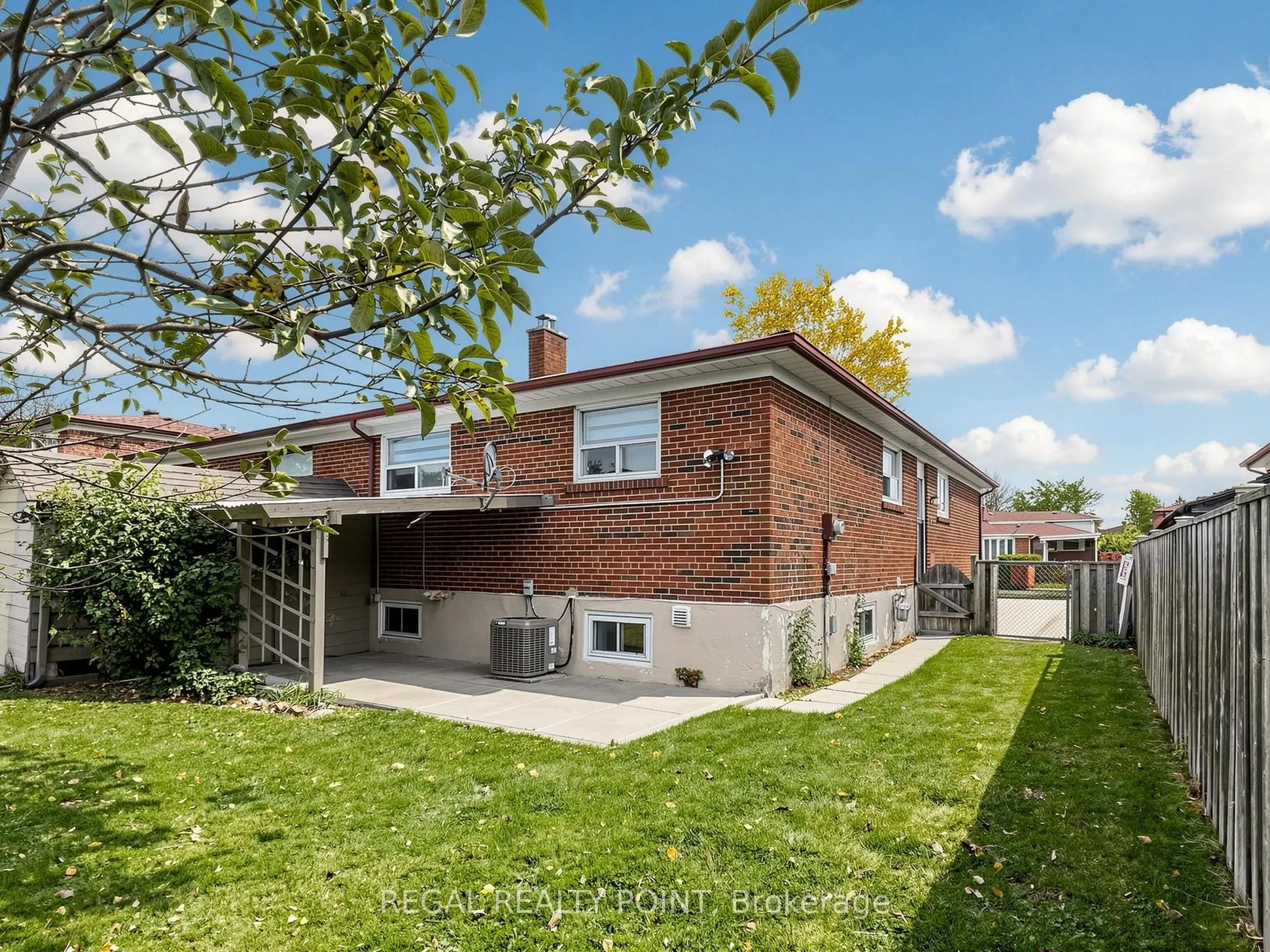 71 Clydesdale Drive