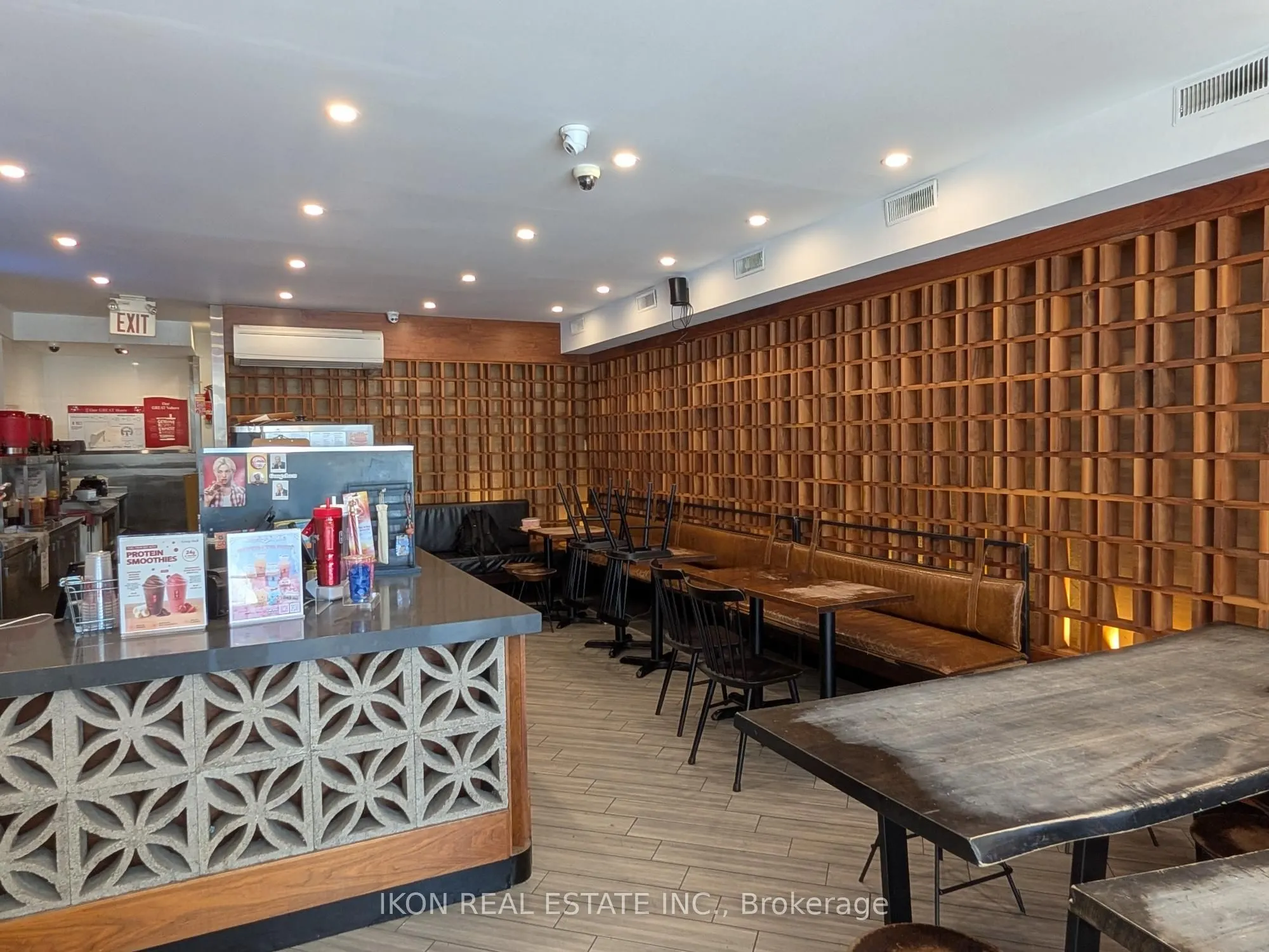 5449 Yonge Street