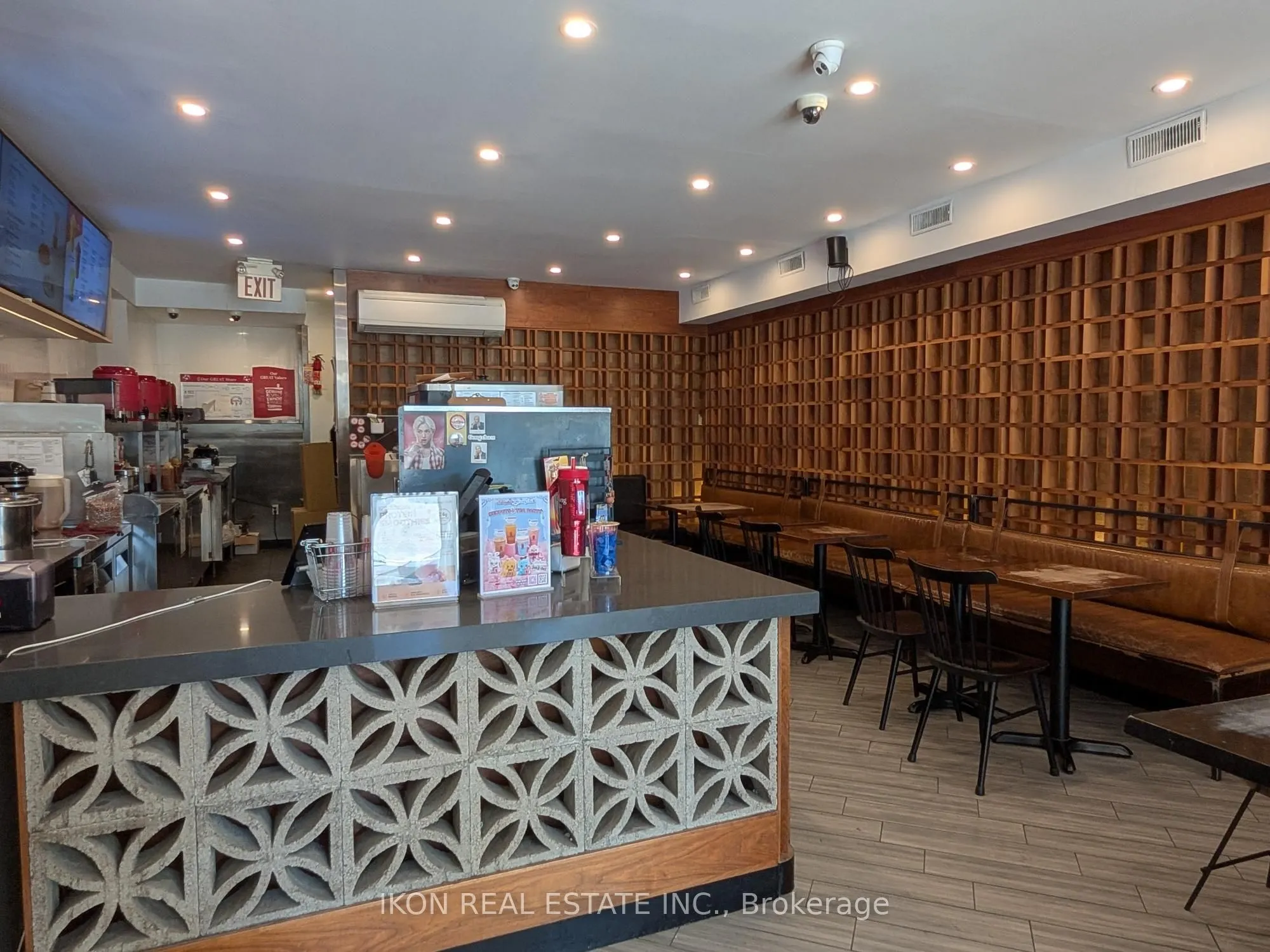 5449 Yonge Street
