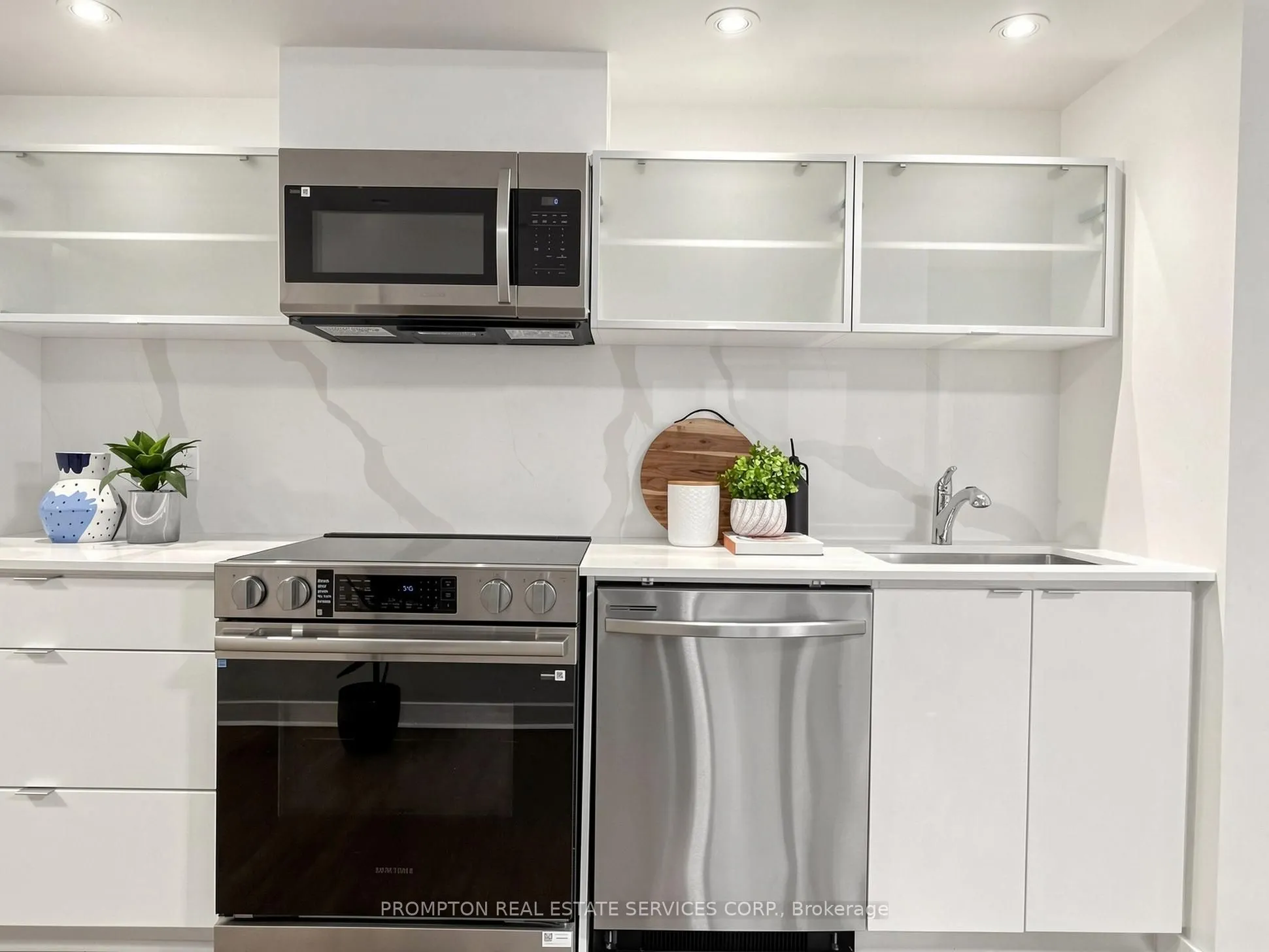 4K Spadina Avenue #1006
