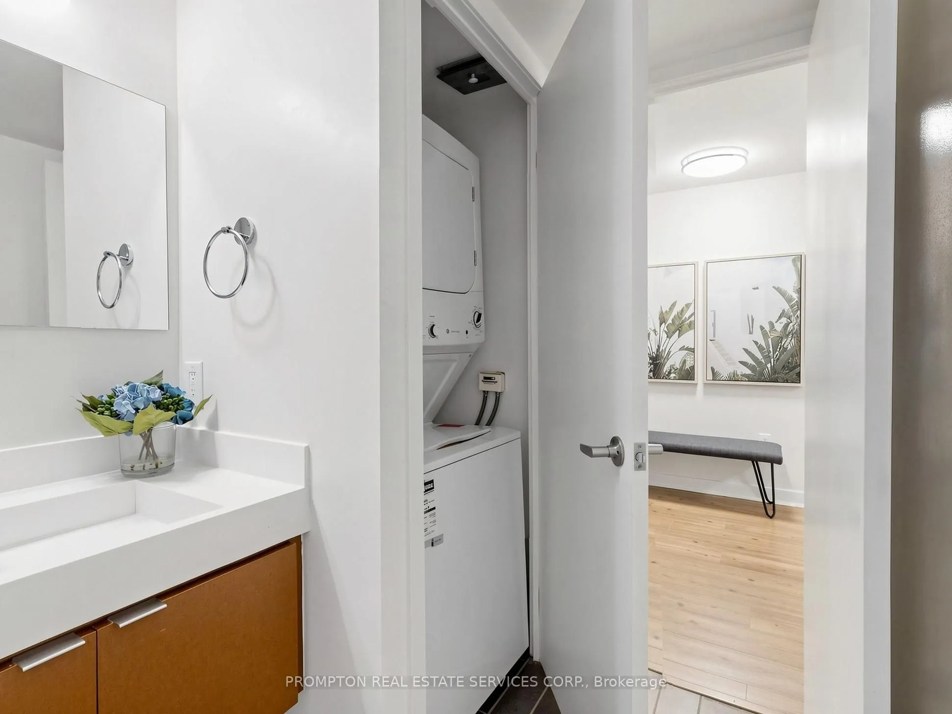 4K Spadina Avenue #1006