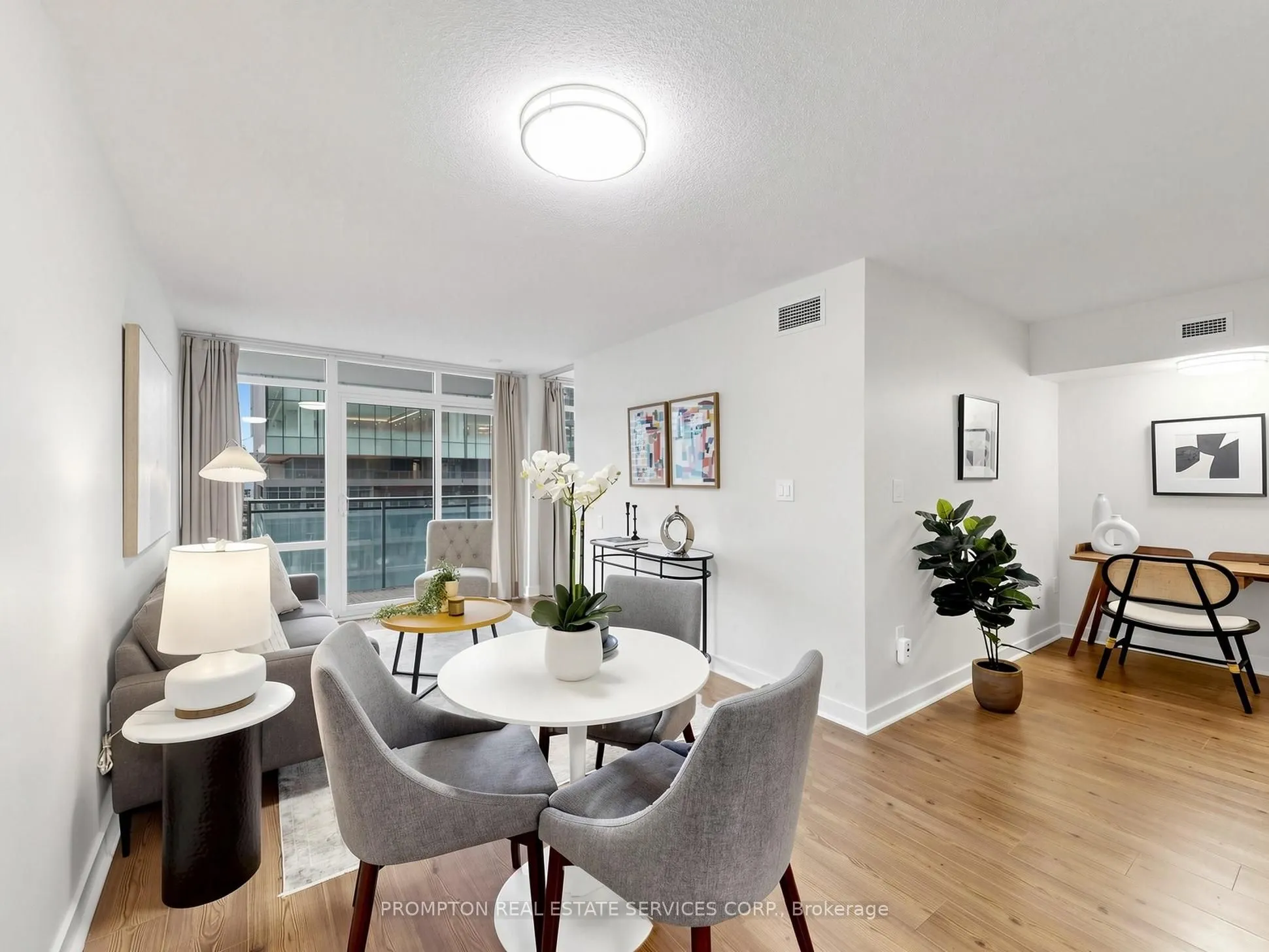 4K Spadina Avenue #1006