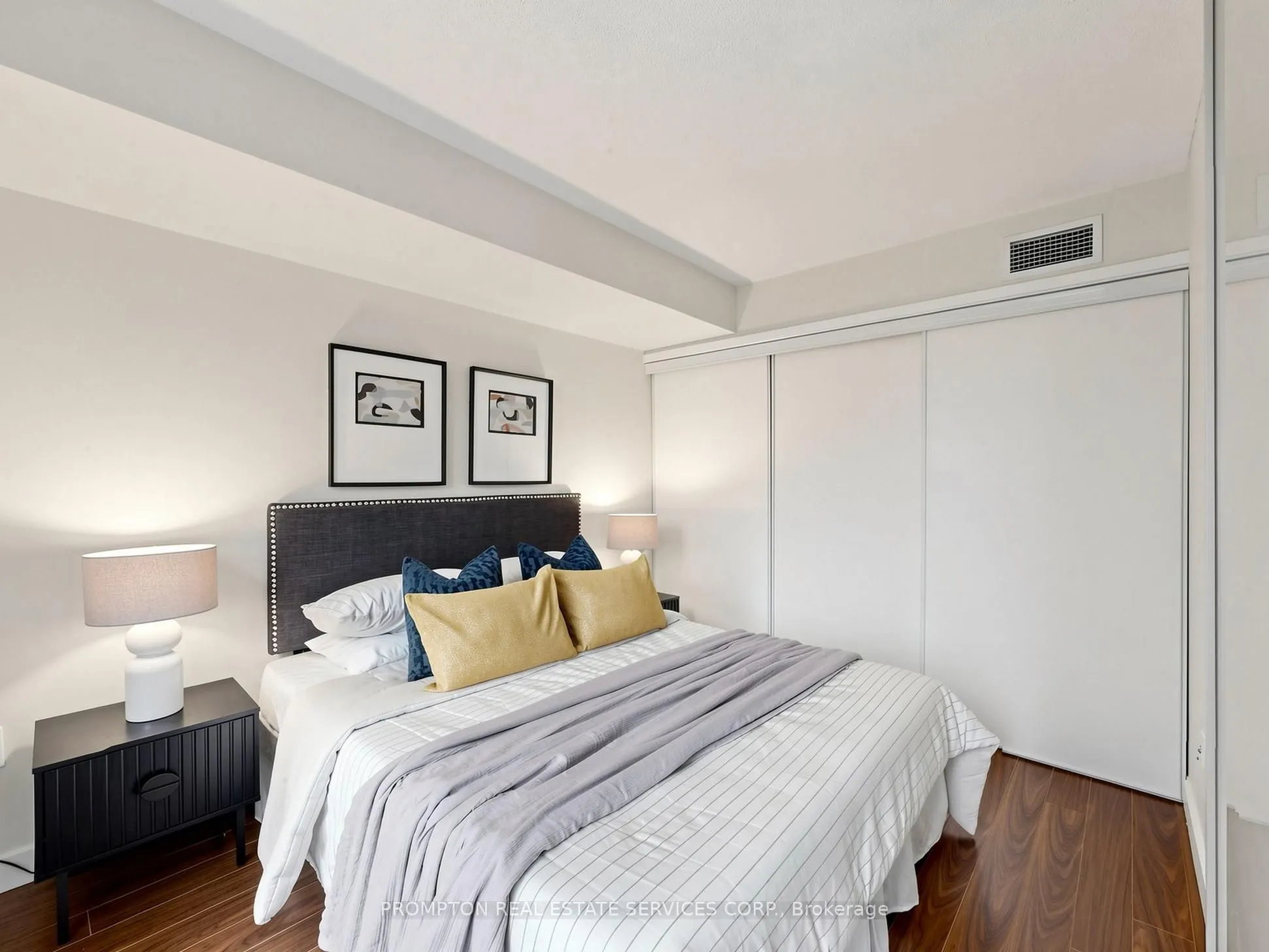 4K Spadina Avenue #1006