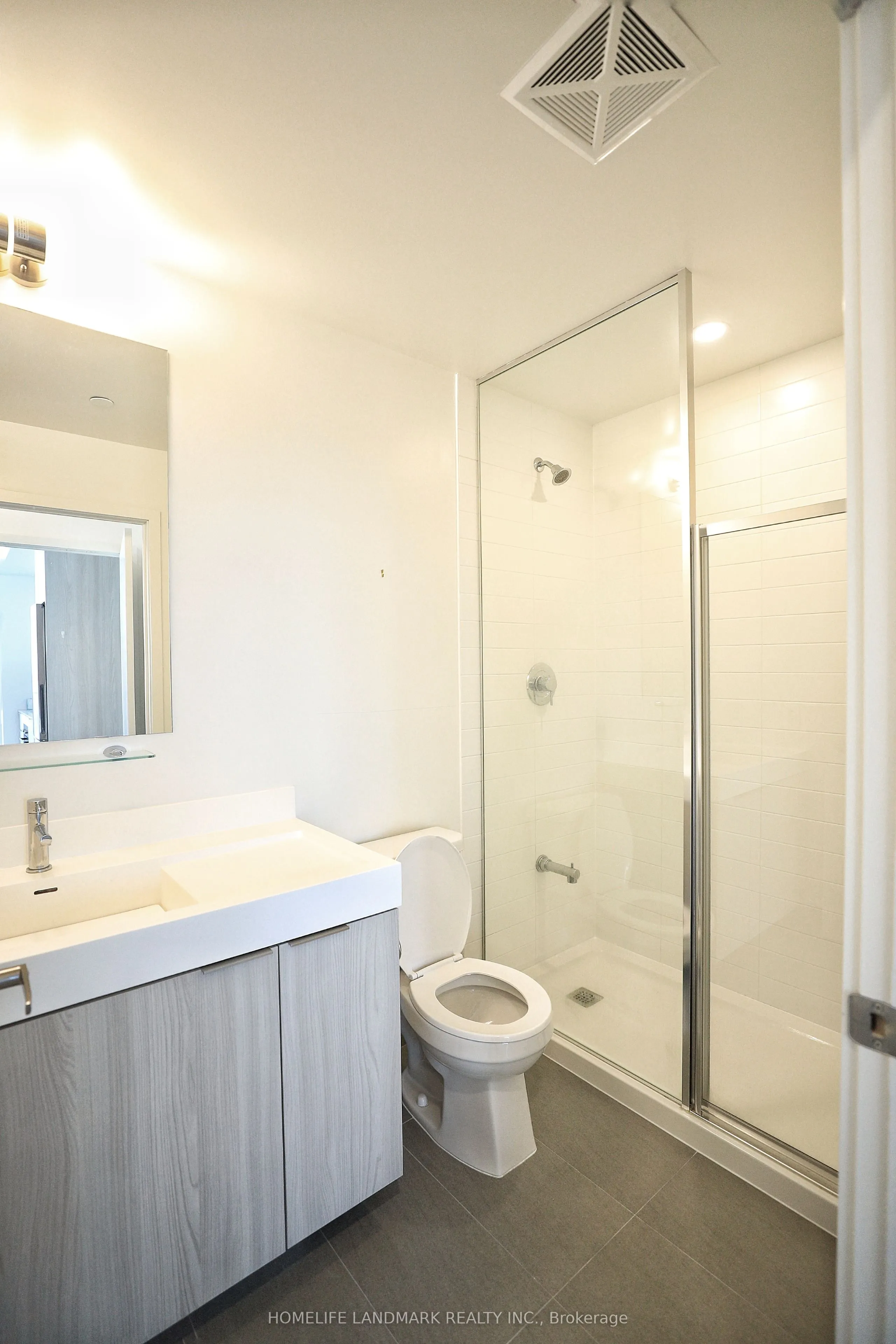 20 TUBMAN Avenue #2504