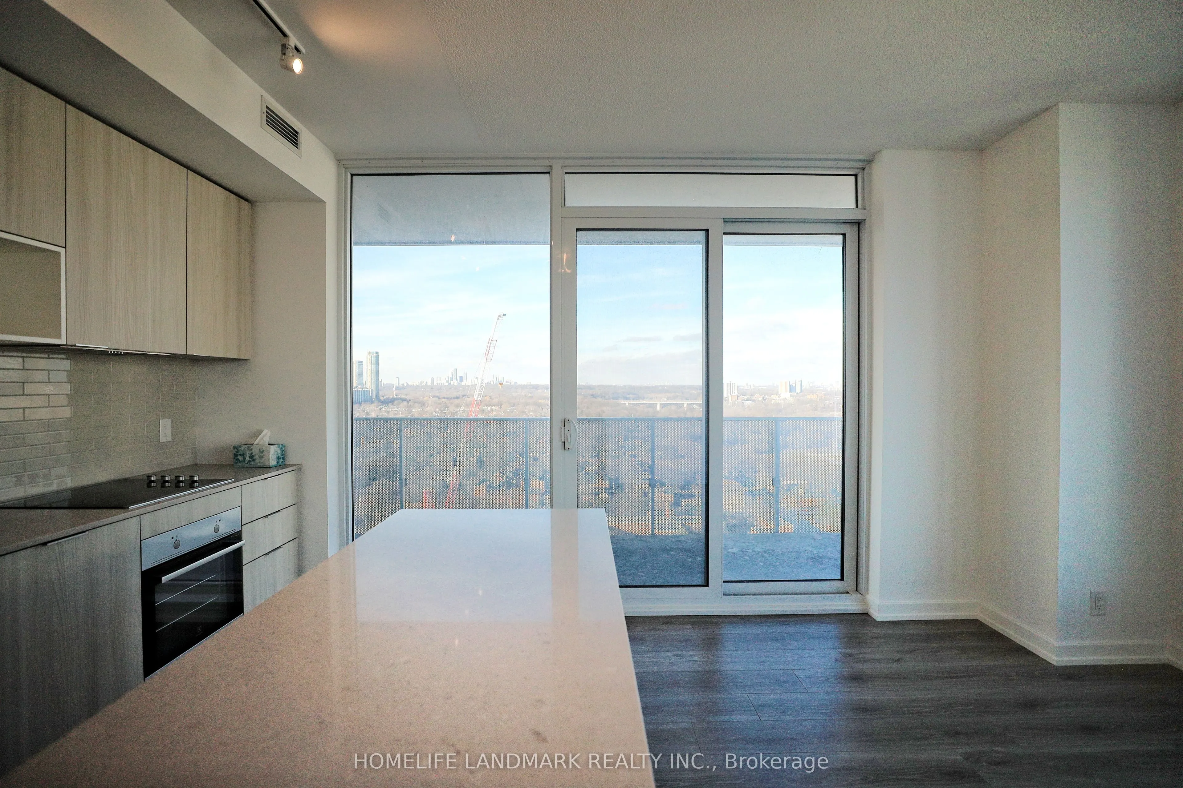 20 TUBMAN Avenue #2504