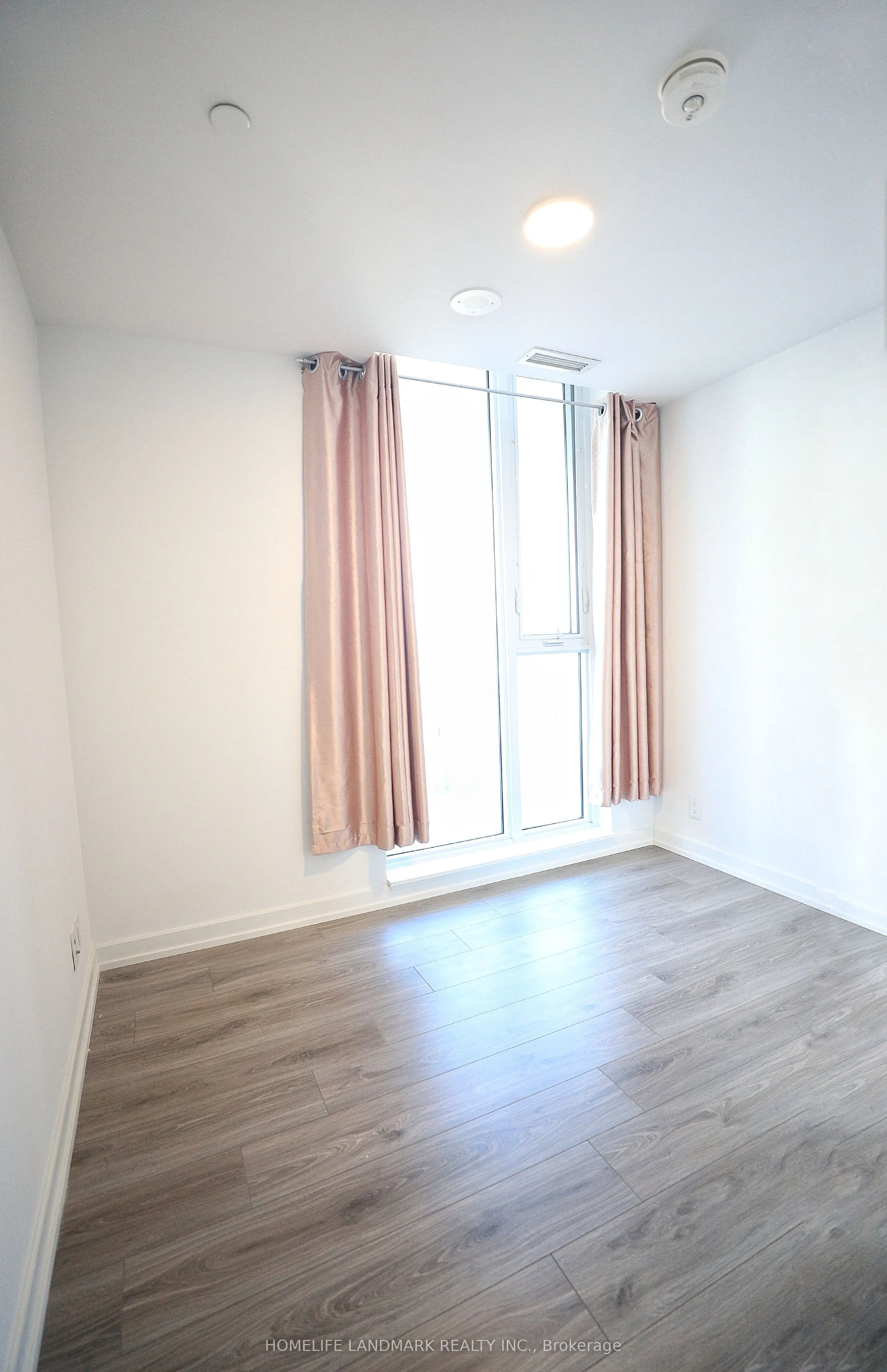 20 TUBMAN Avenue #2504