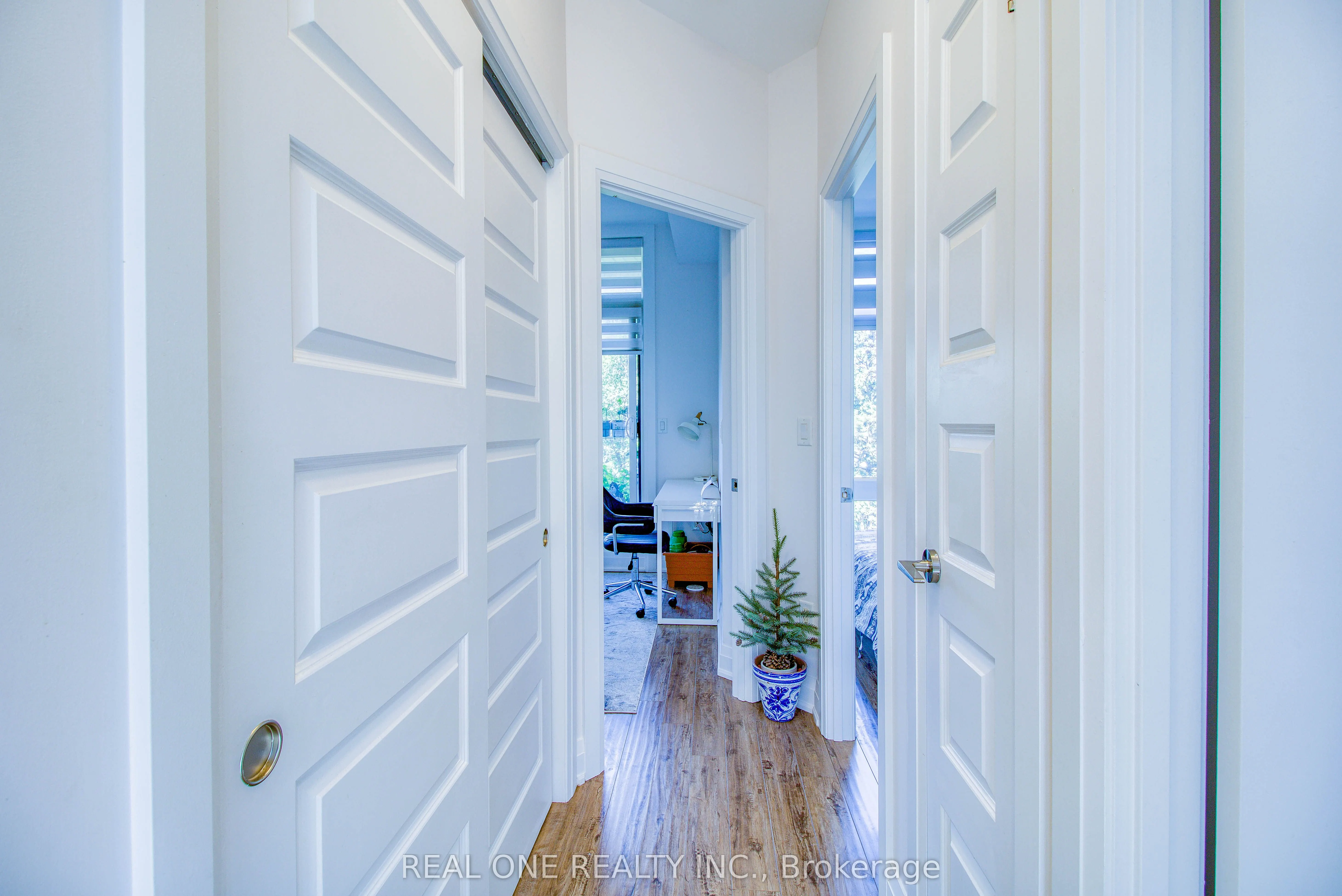 27 Eldora Avenue #63