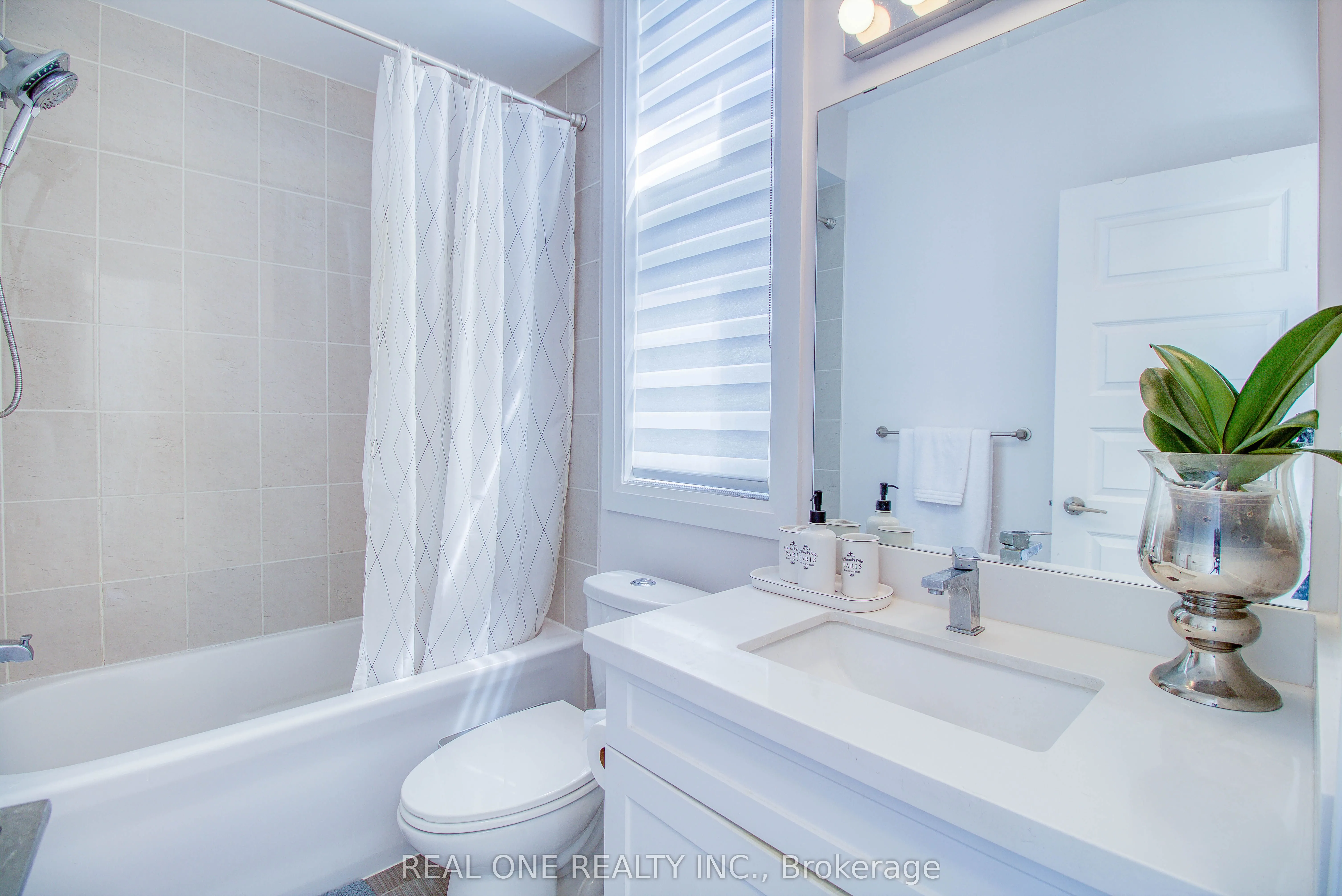 27 Eldora Avenue #63