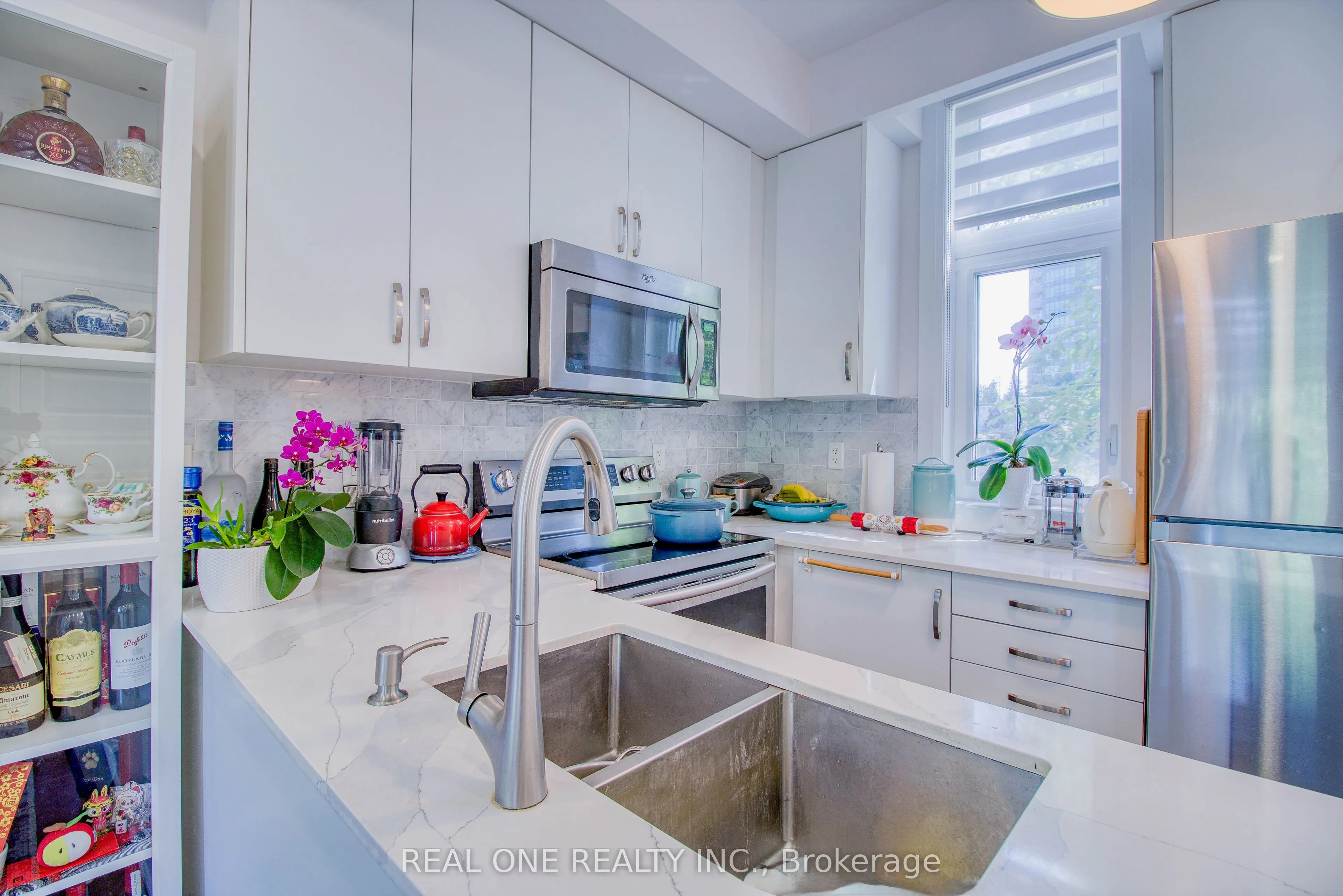 27 Eldora Avenue #63