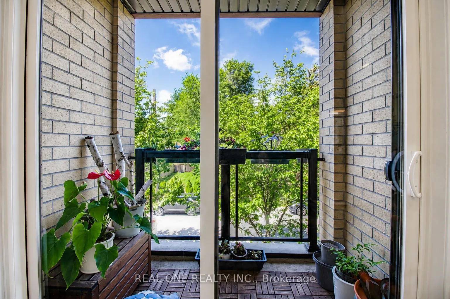 27 Eldora Avenue #63