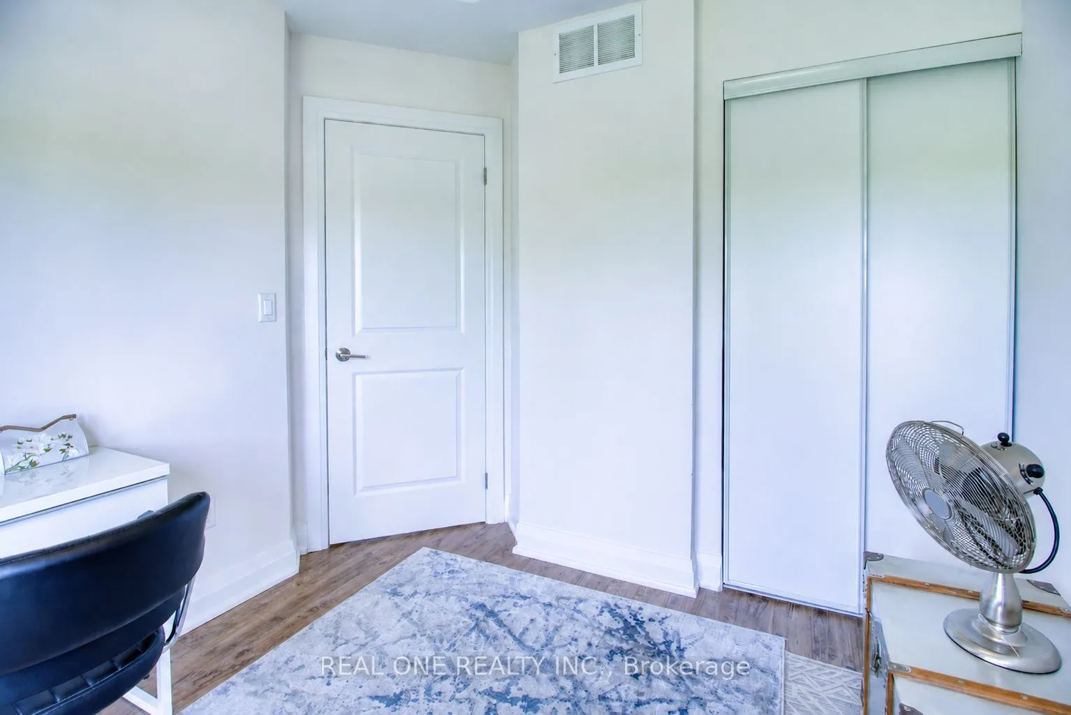27 Eldora Avenue #63
