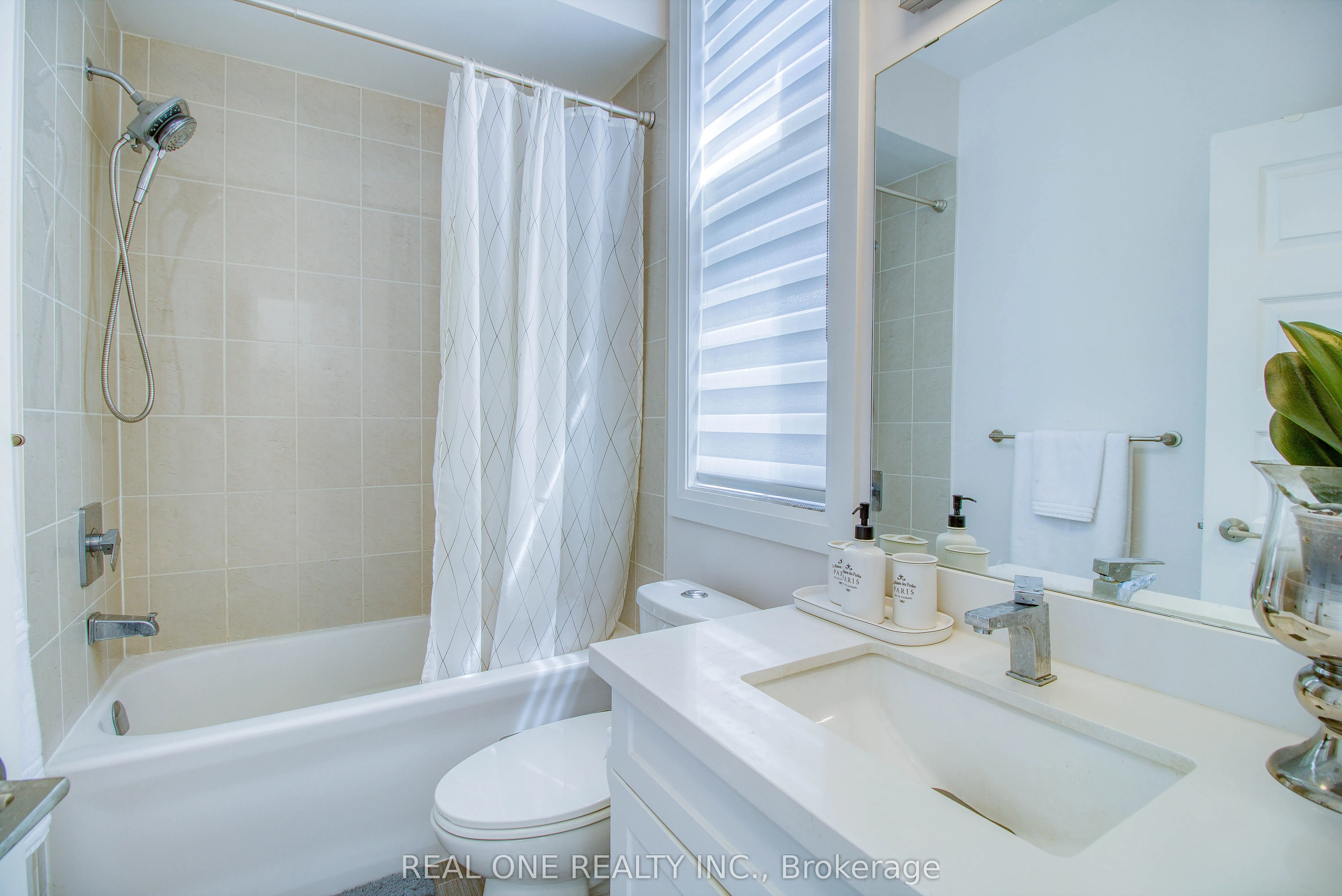 27 Eldora Avenue #63
