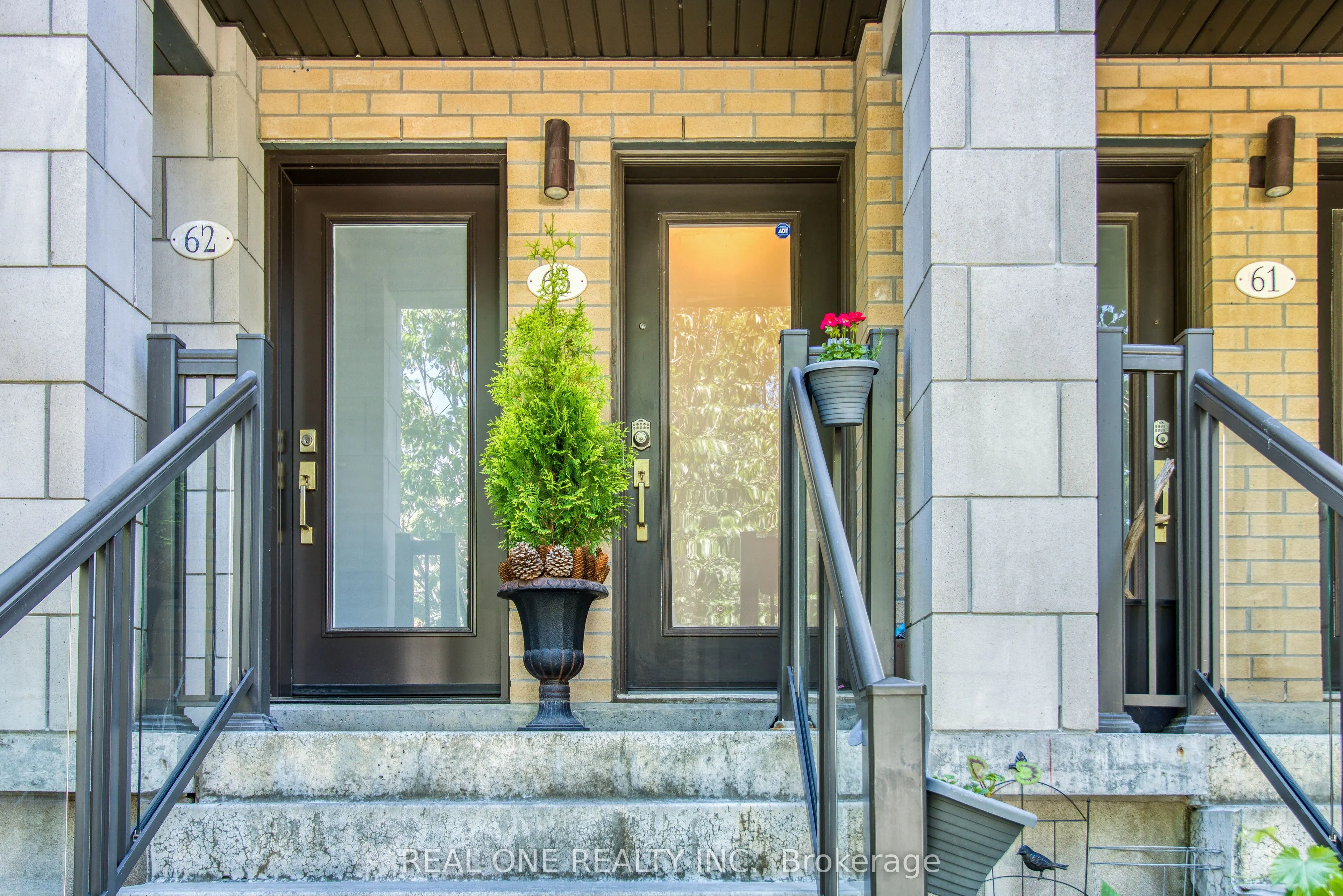 27 Eldora Avenue #63