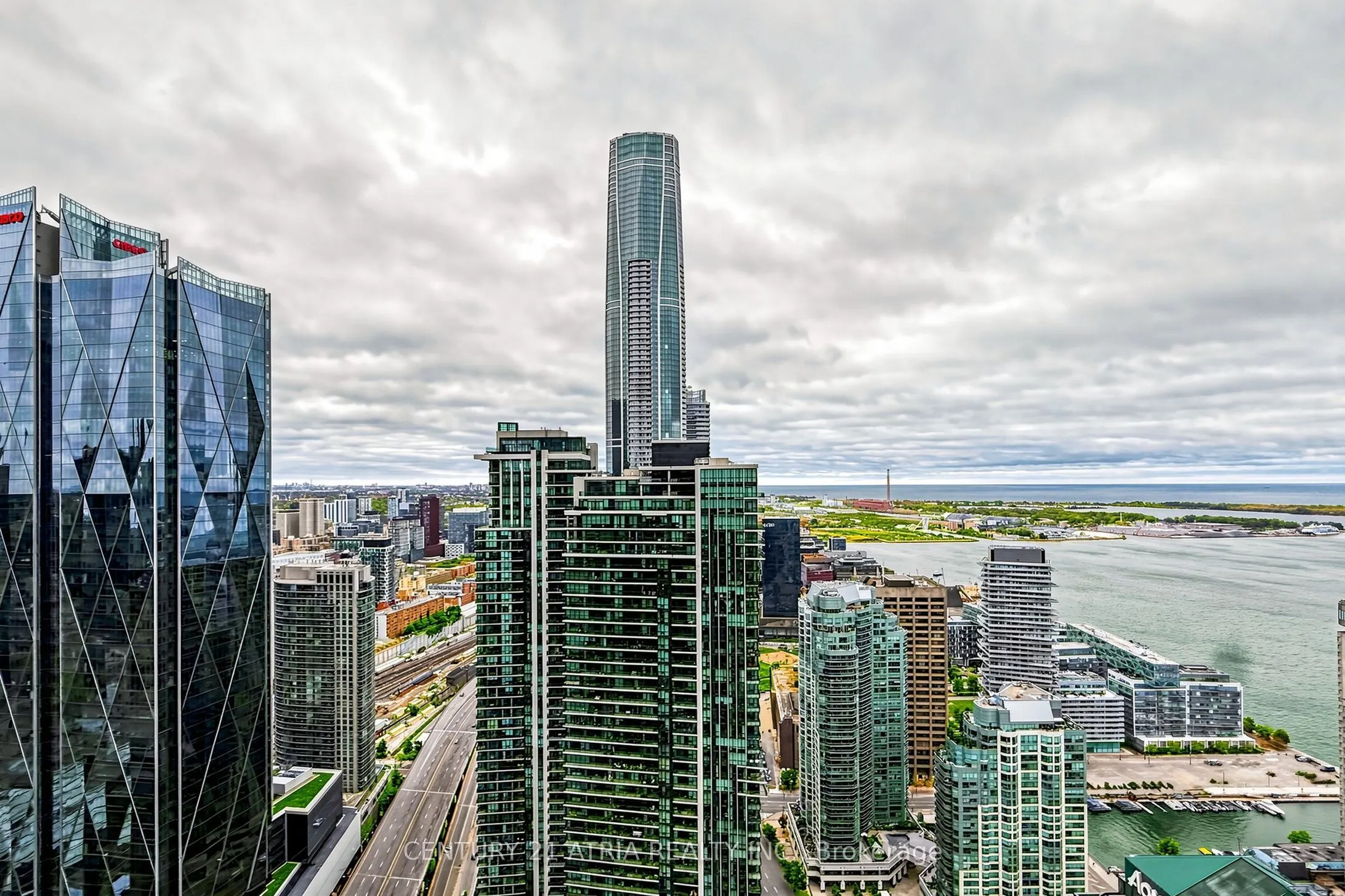 88 Harbour Street #5205