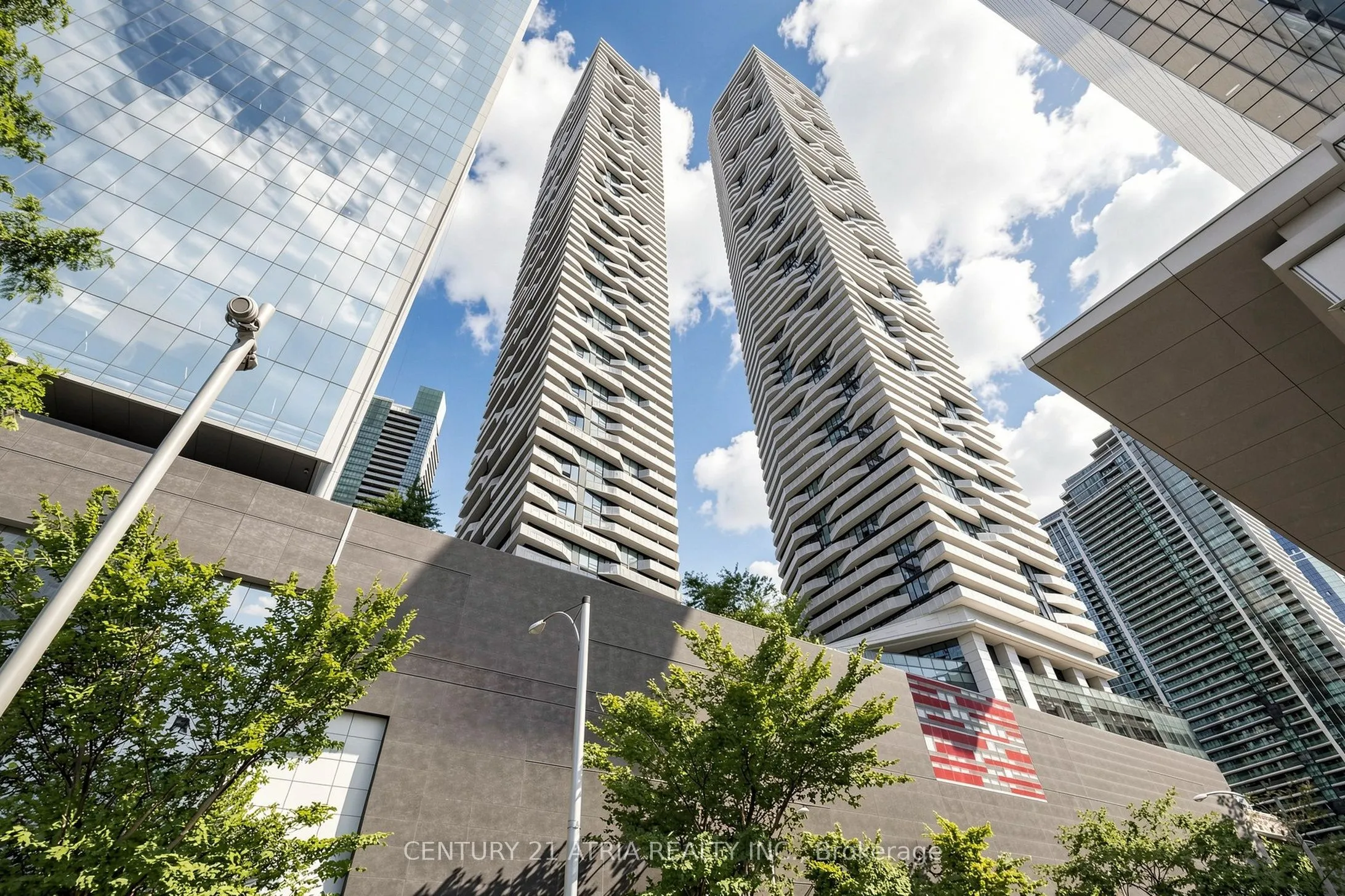 88 Harbour Street #5205