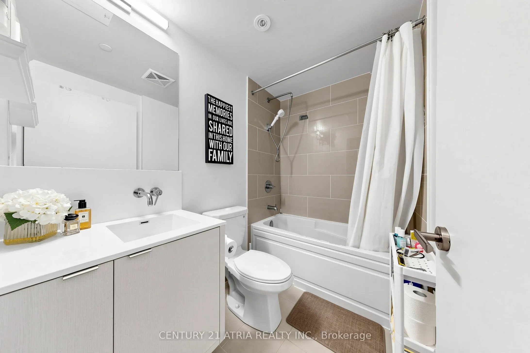 88 Harbour Street #5205
