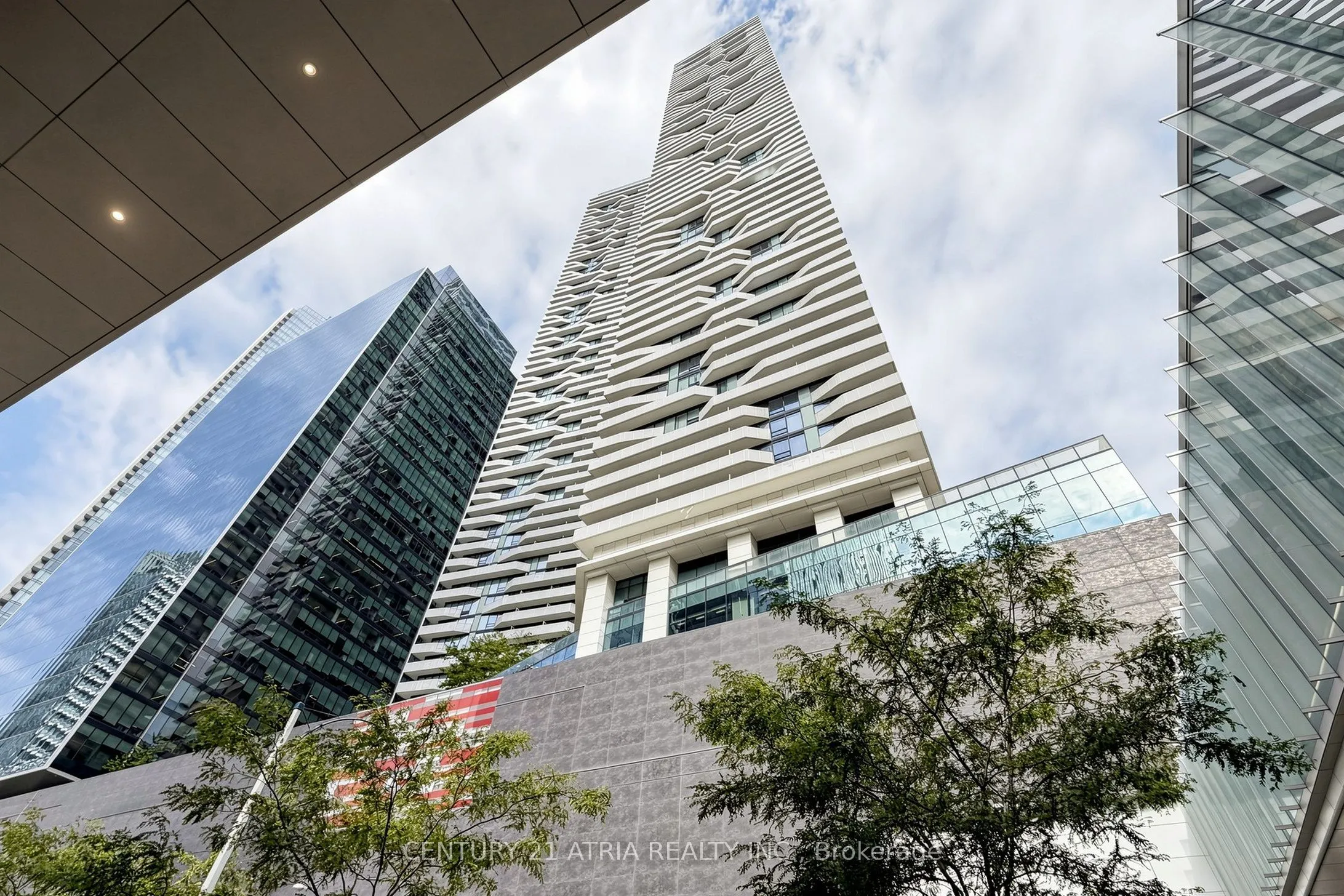 88 Harbour Street #5205