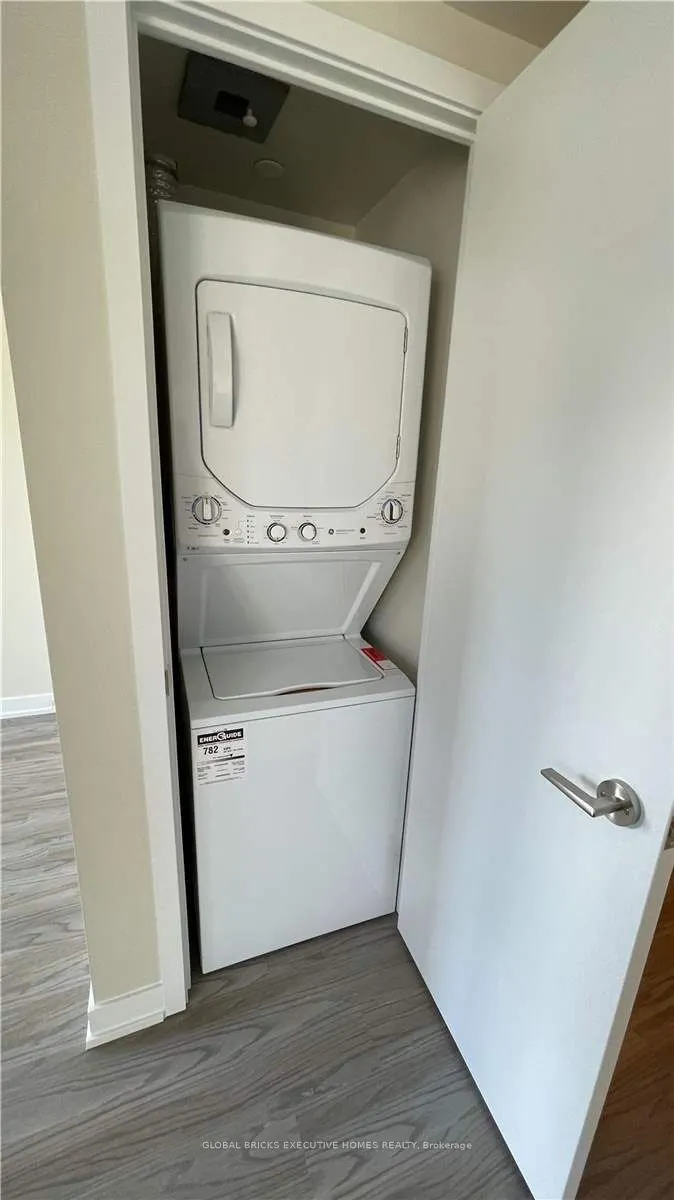 38 Monte Kwinter Court #1301