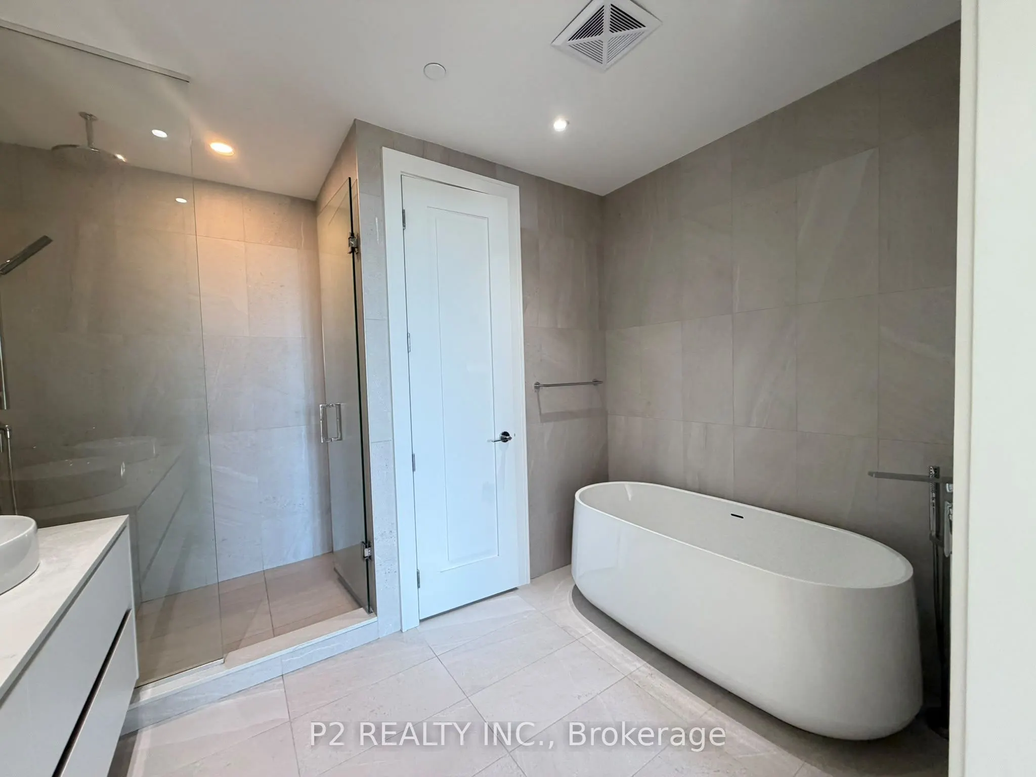 2 Forest Hill Road #806