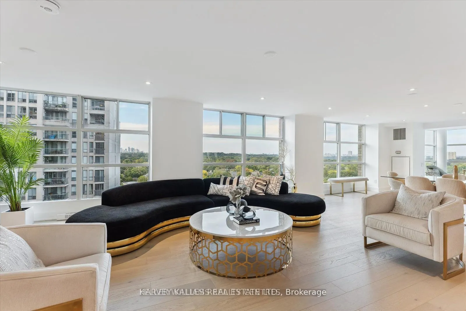 409 Bloor Street E #PH03