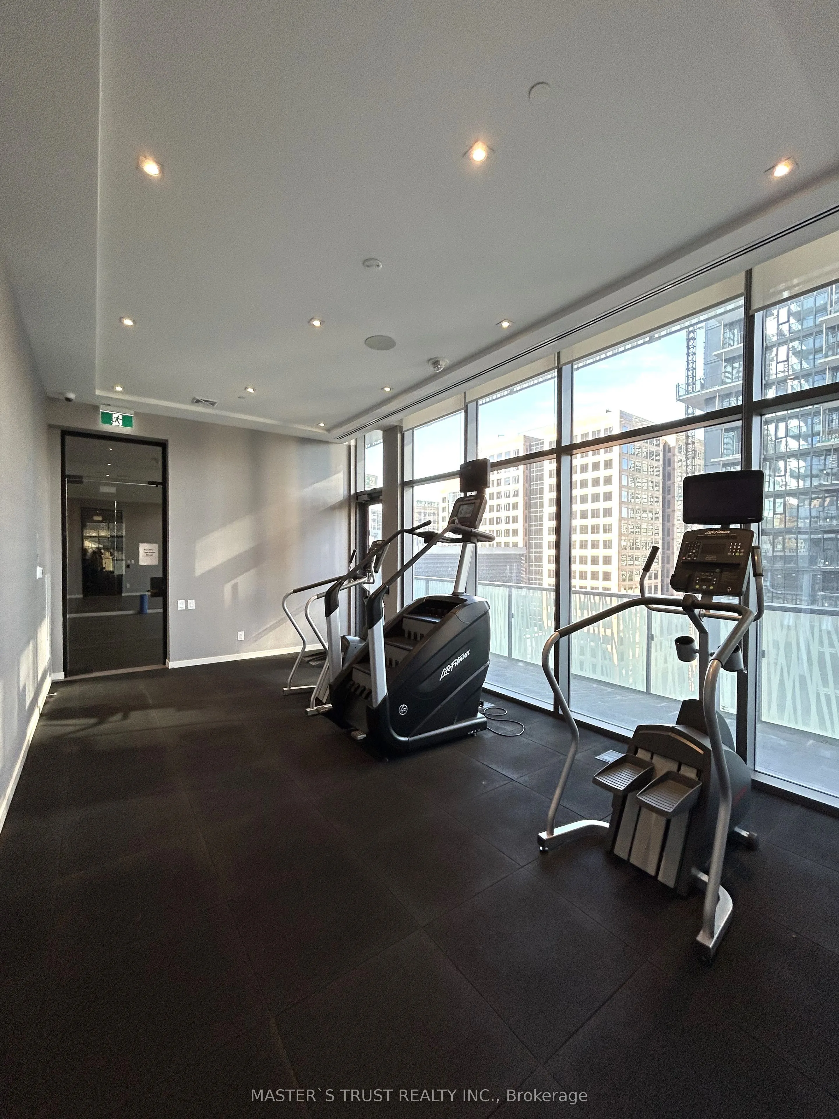 50 Charles Street E #3612