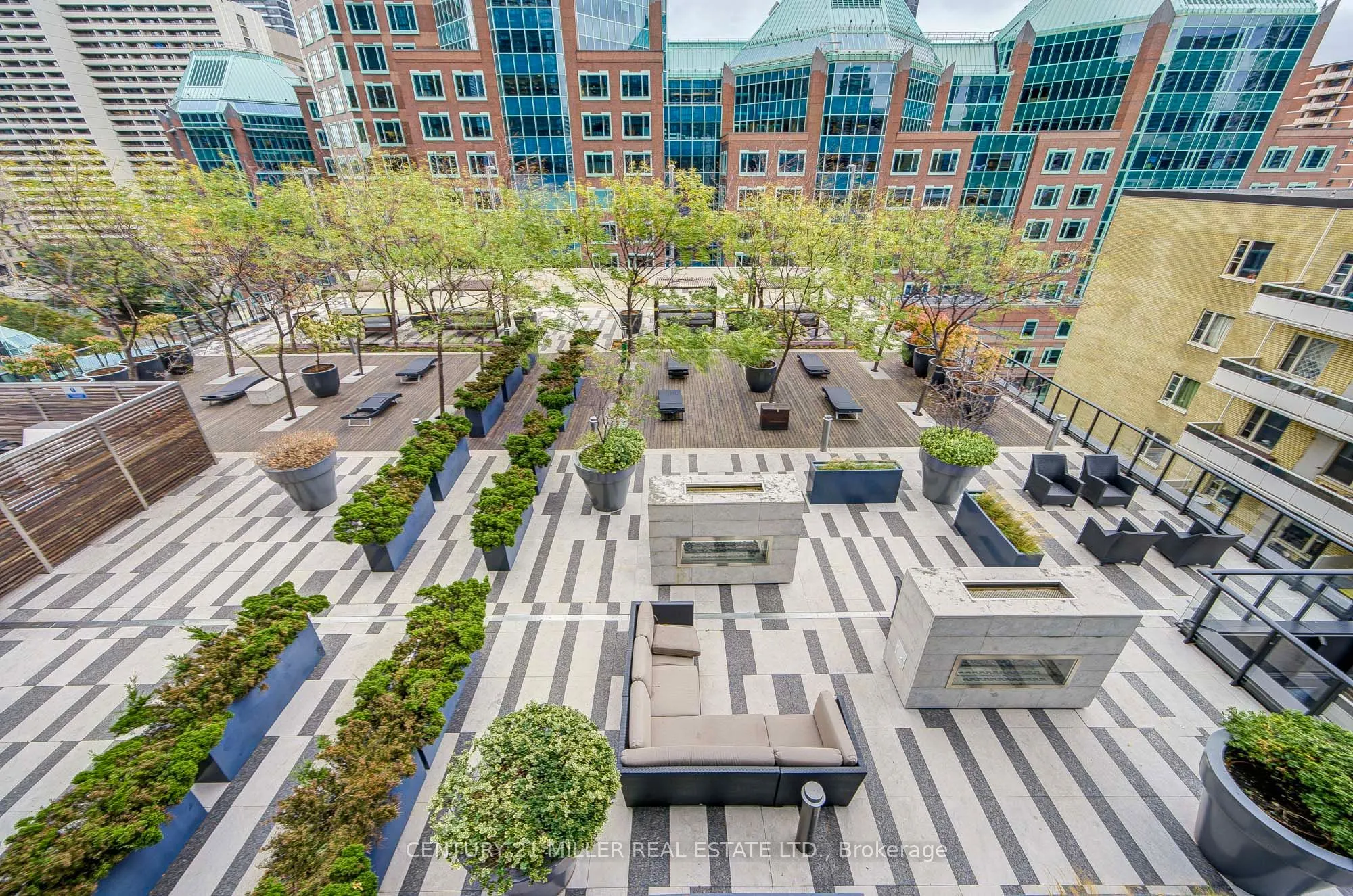 101 Charles Street E #1001