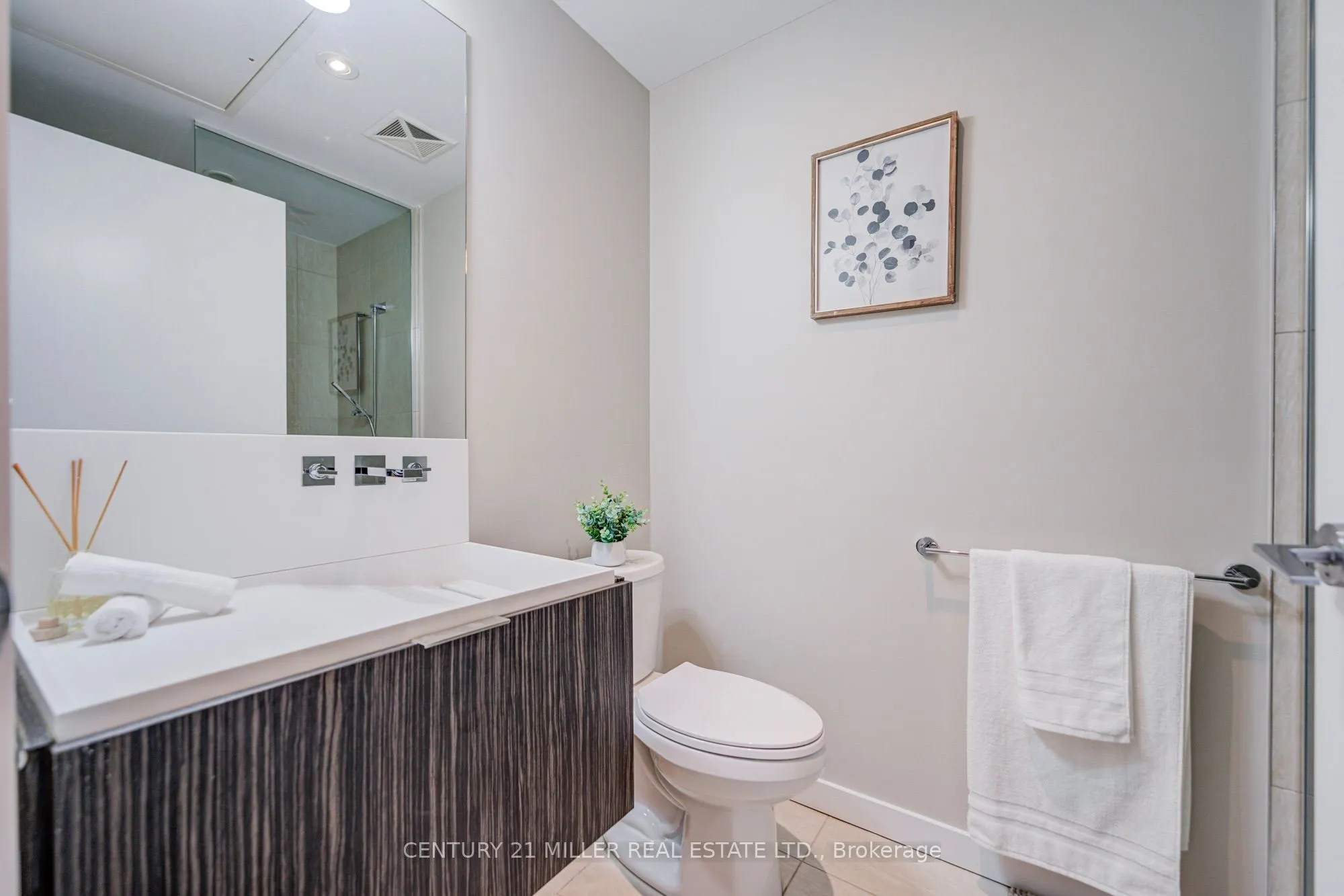 101 Charles Street E #1001