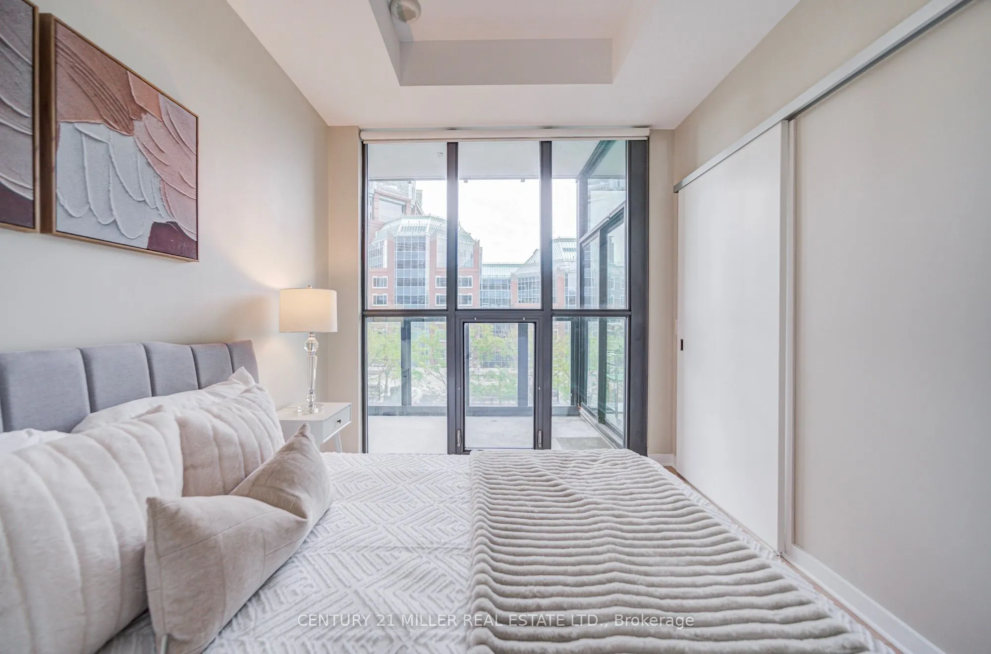 101 Charles Street E #1001