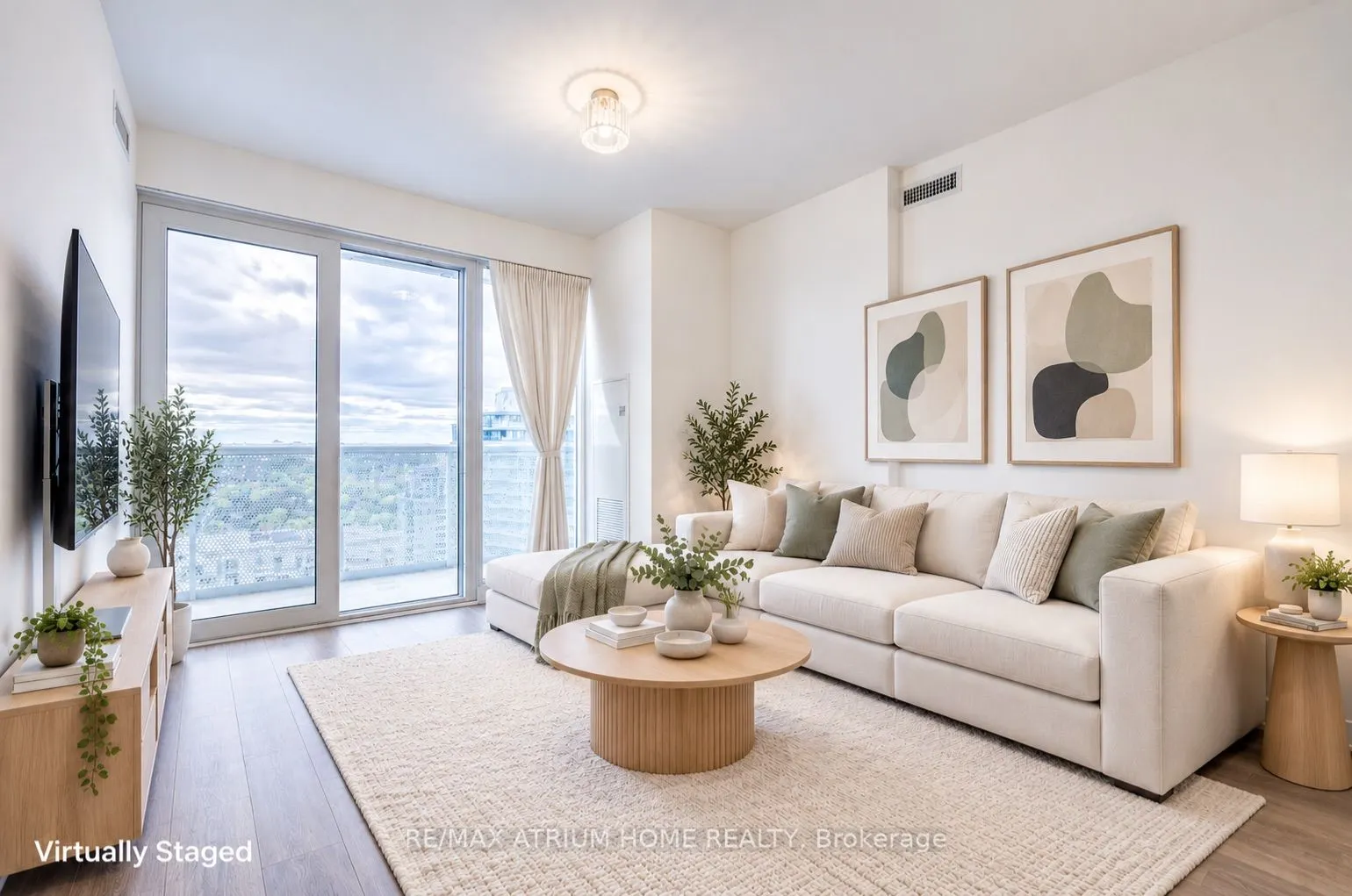 15 Holmes Avenue #2204