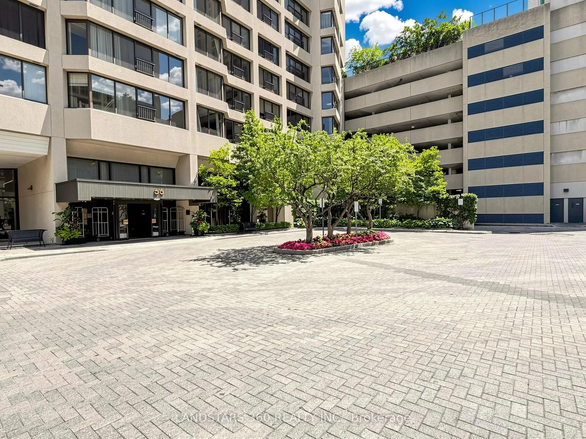 55 Harbour Square #3311