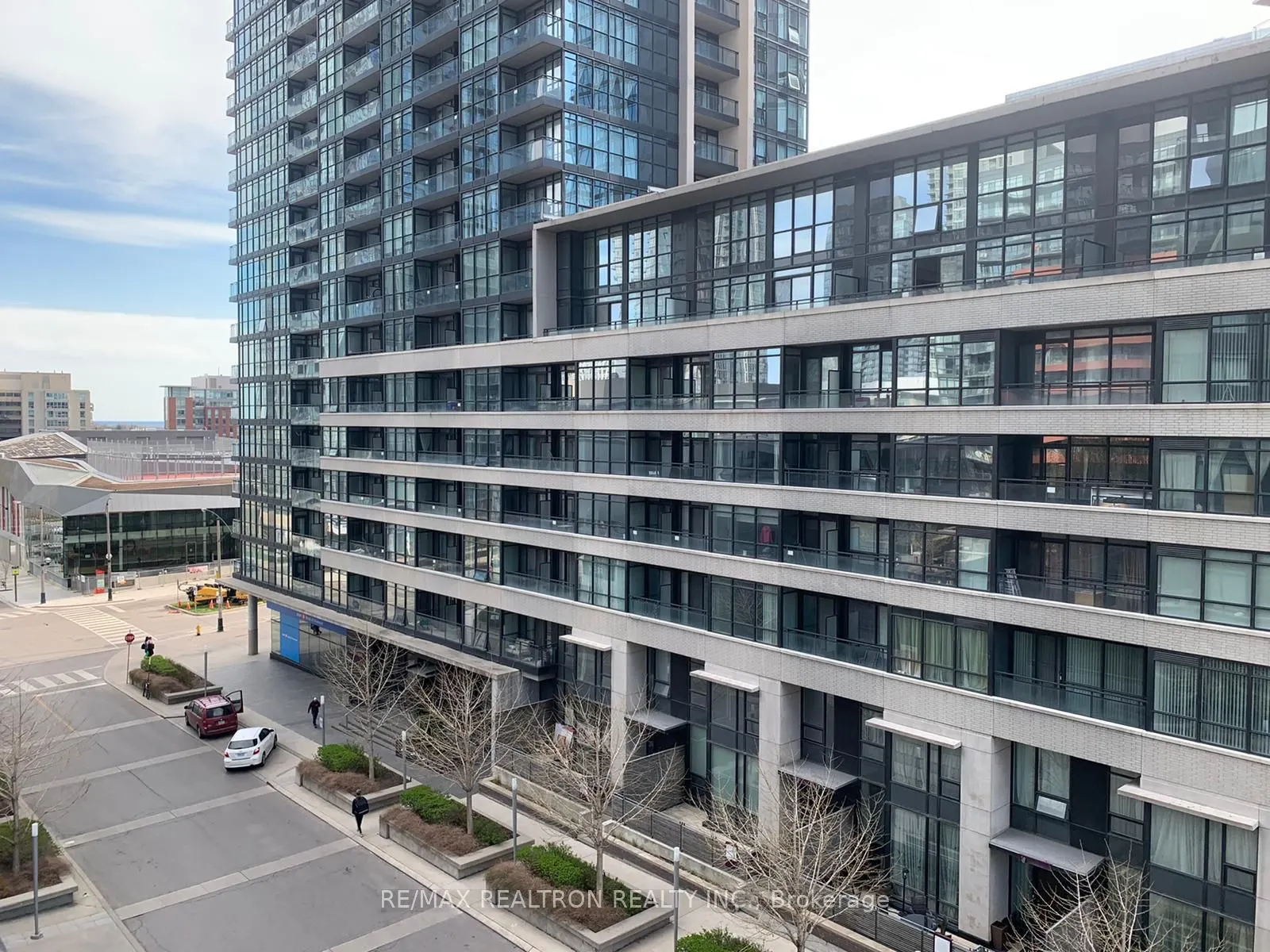 25 Telegram Mews #611