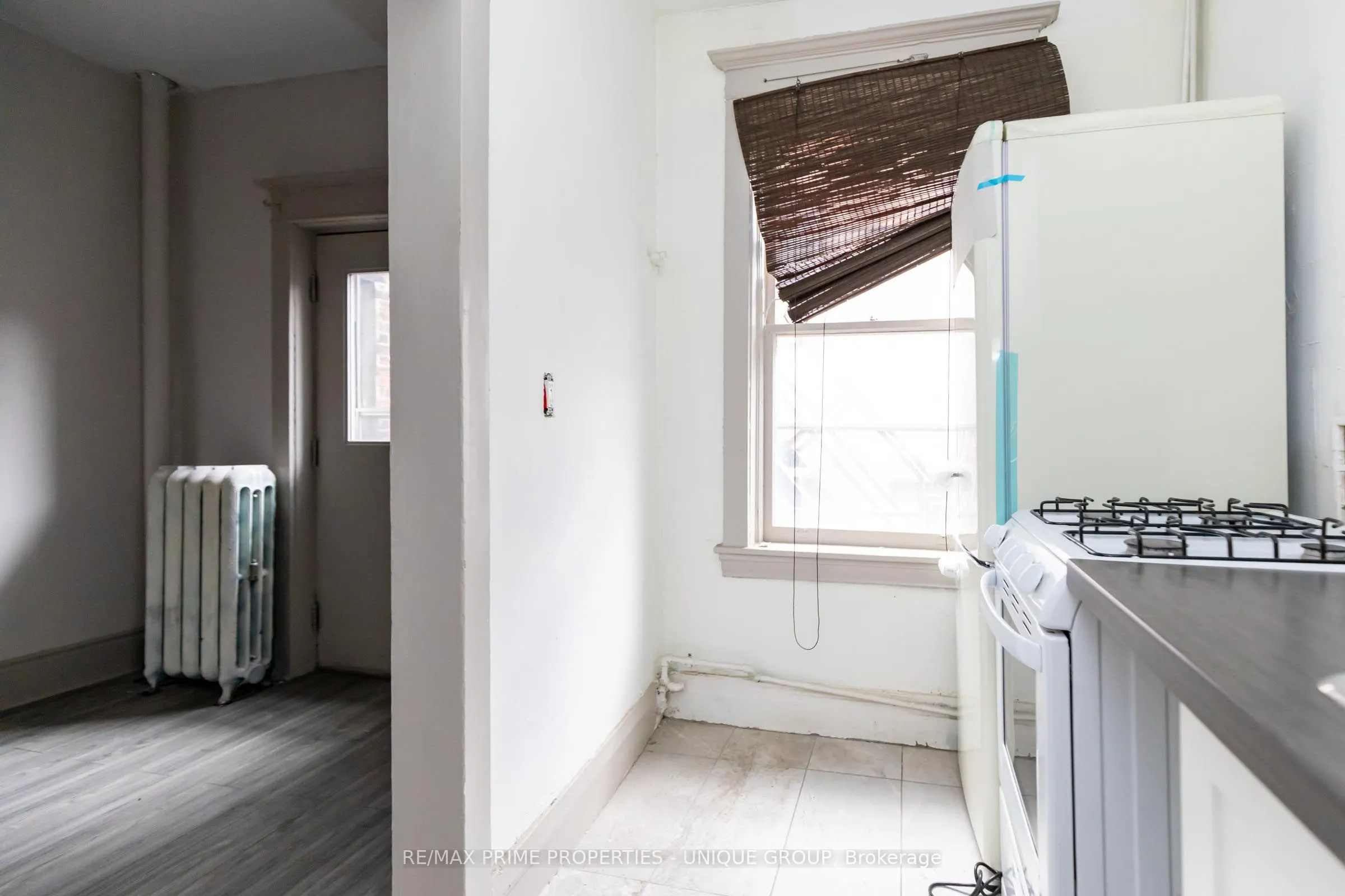 688 Bloor Street W #2