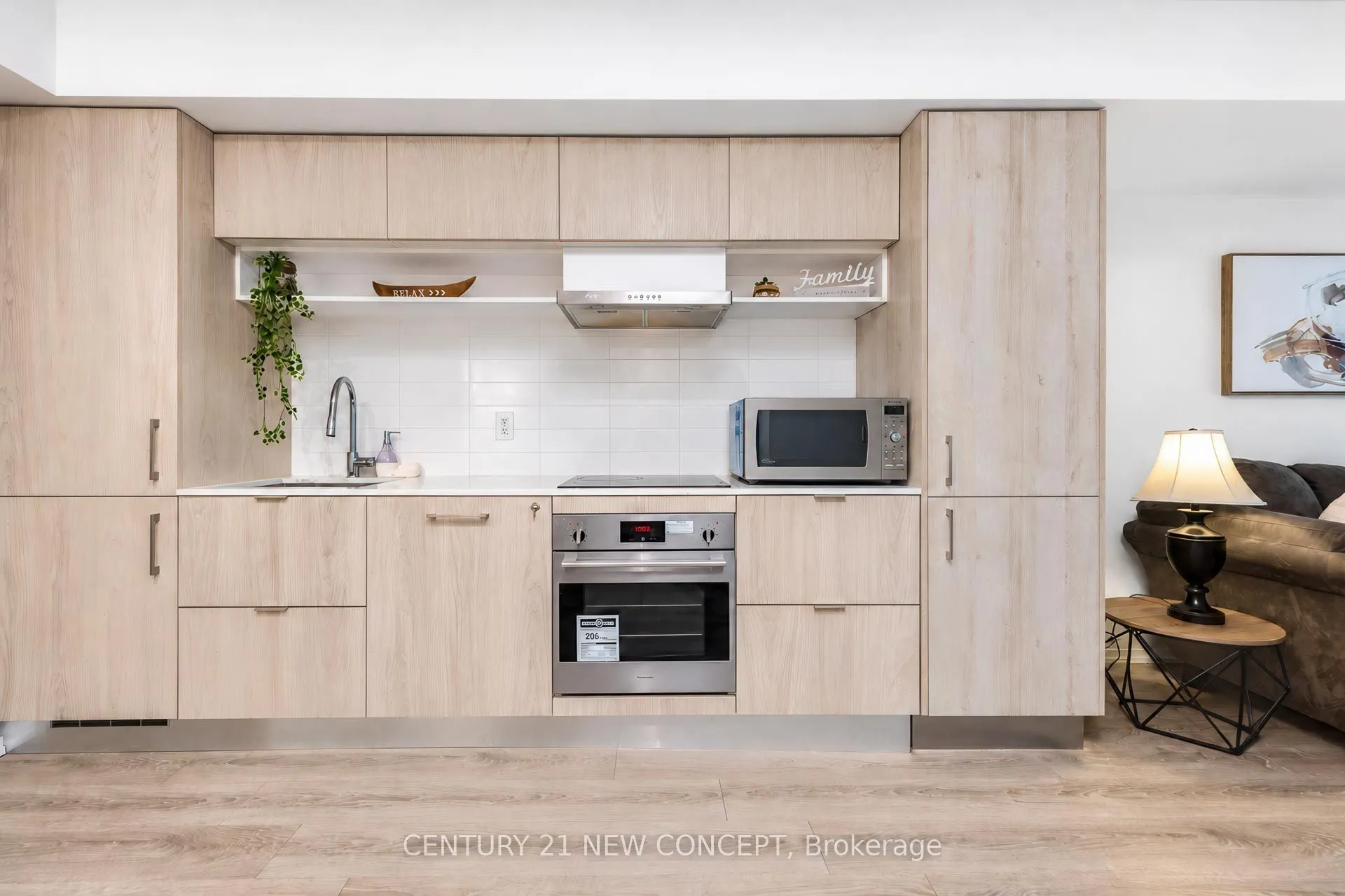 5 Soudan Avenue #712