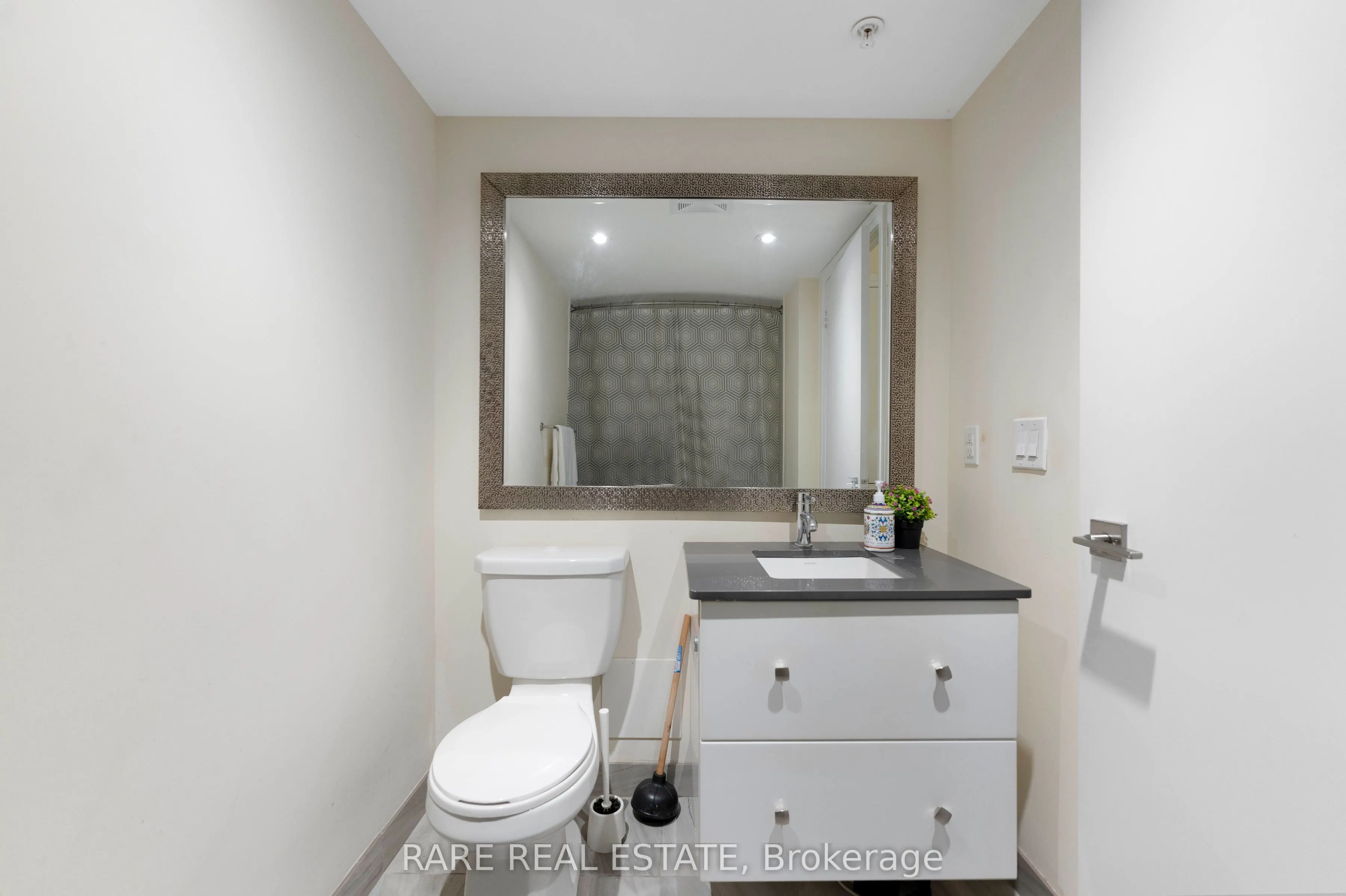 555 Wilson Avenue #E113