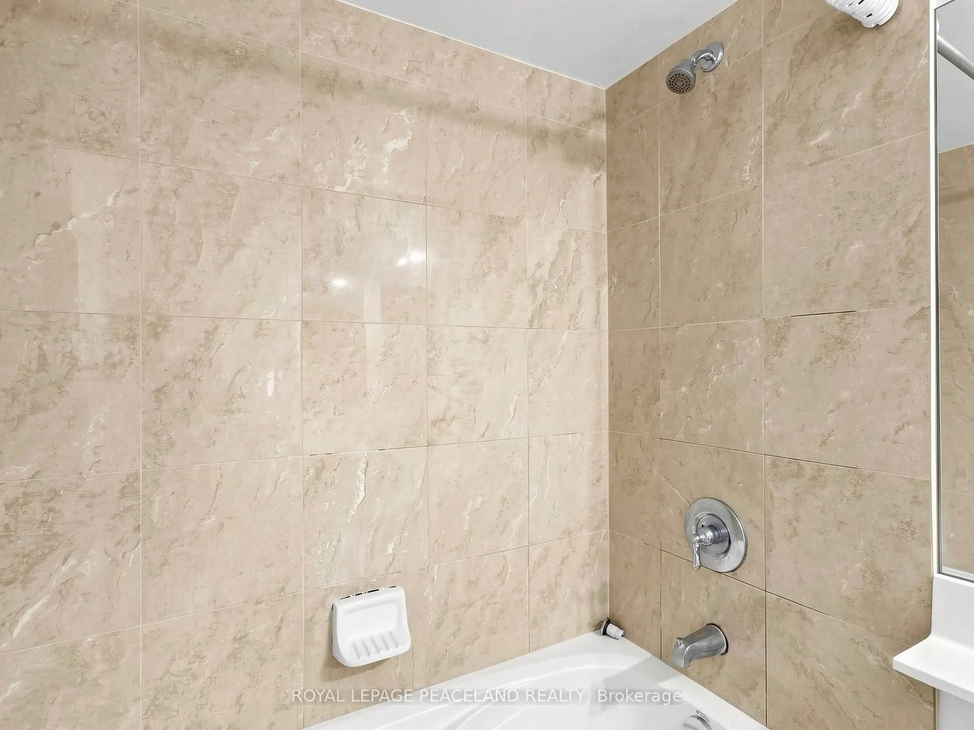 25 Greenview Avenue #2326