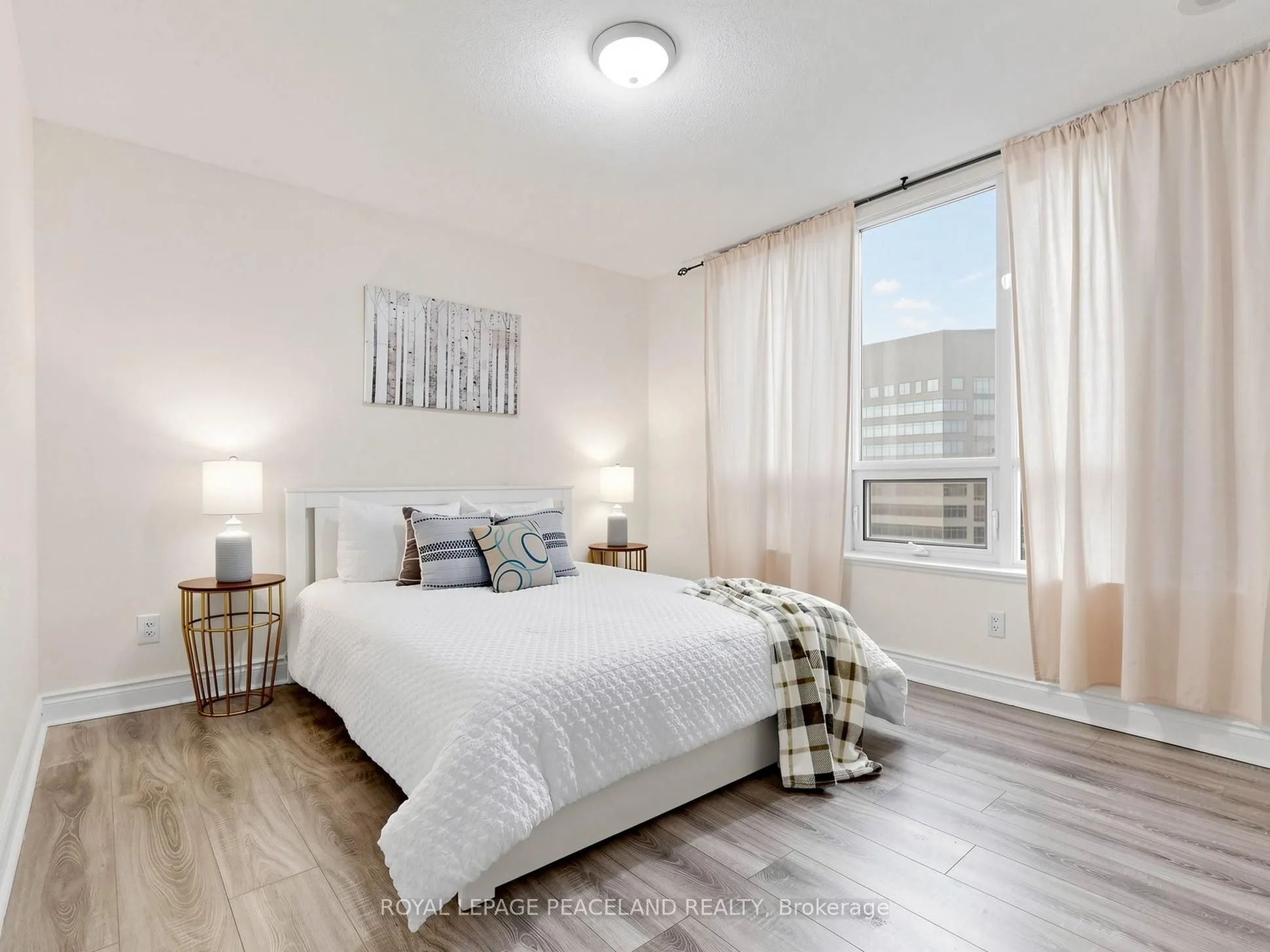 25 Greenview Avenue #2326