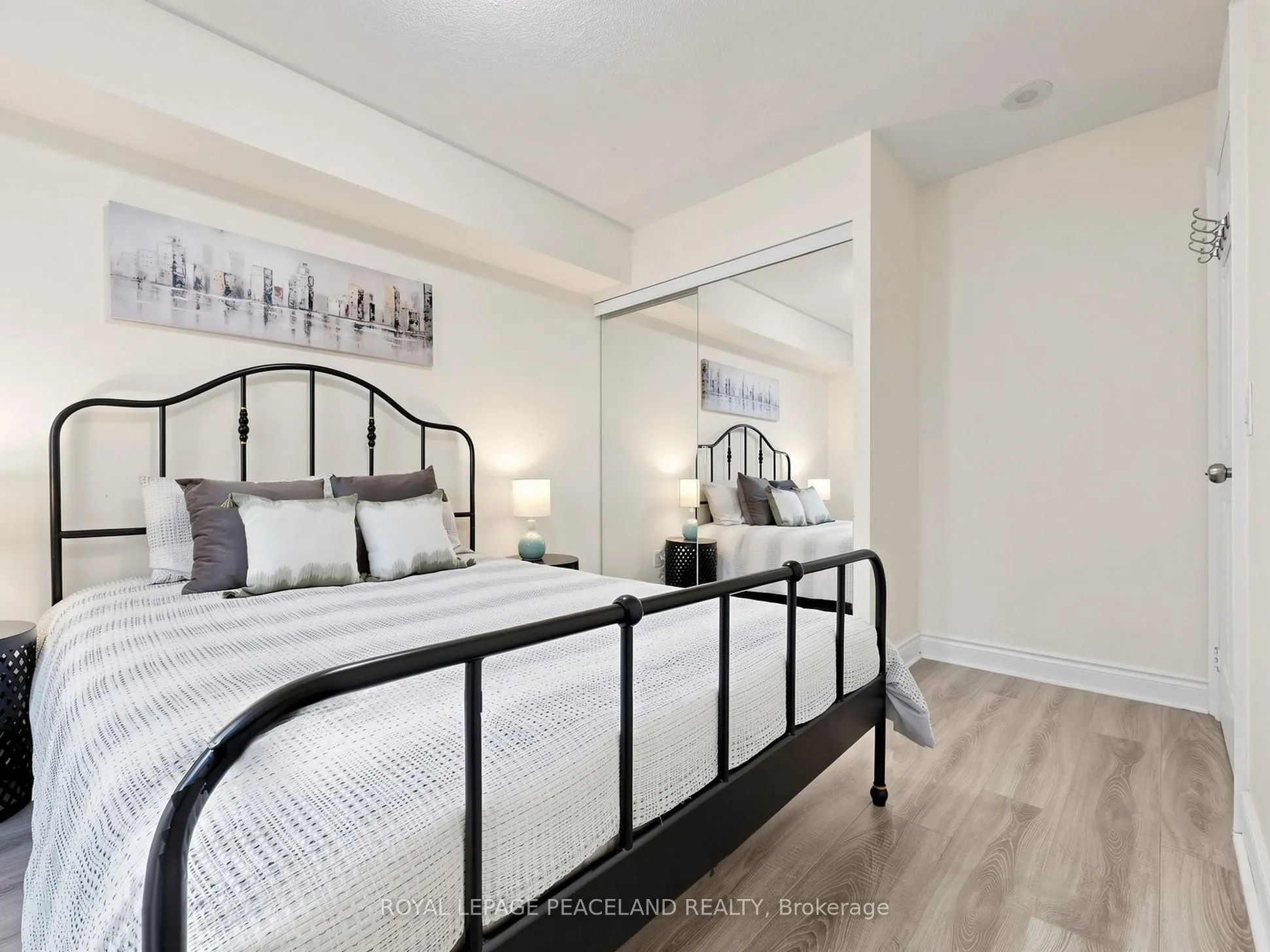 25 Greenview Avenue #2326