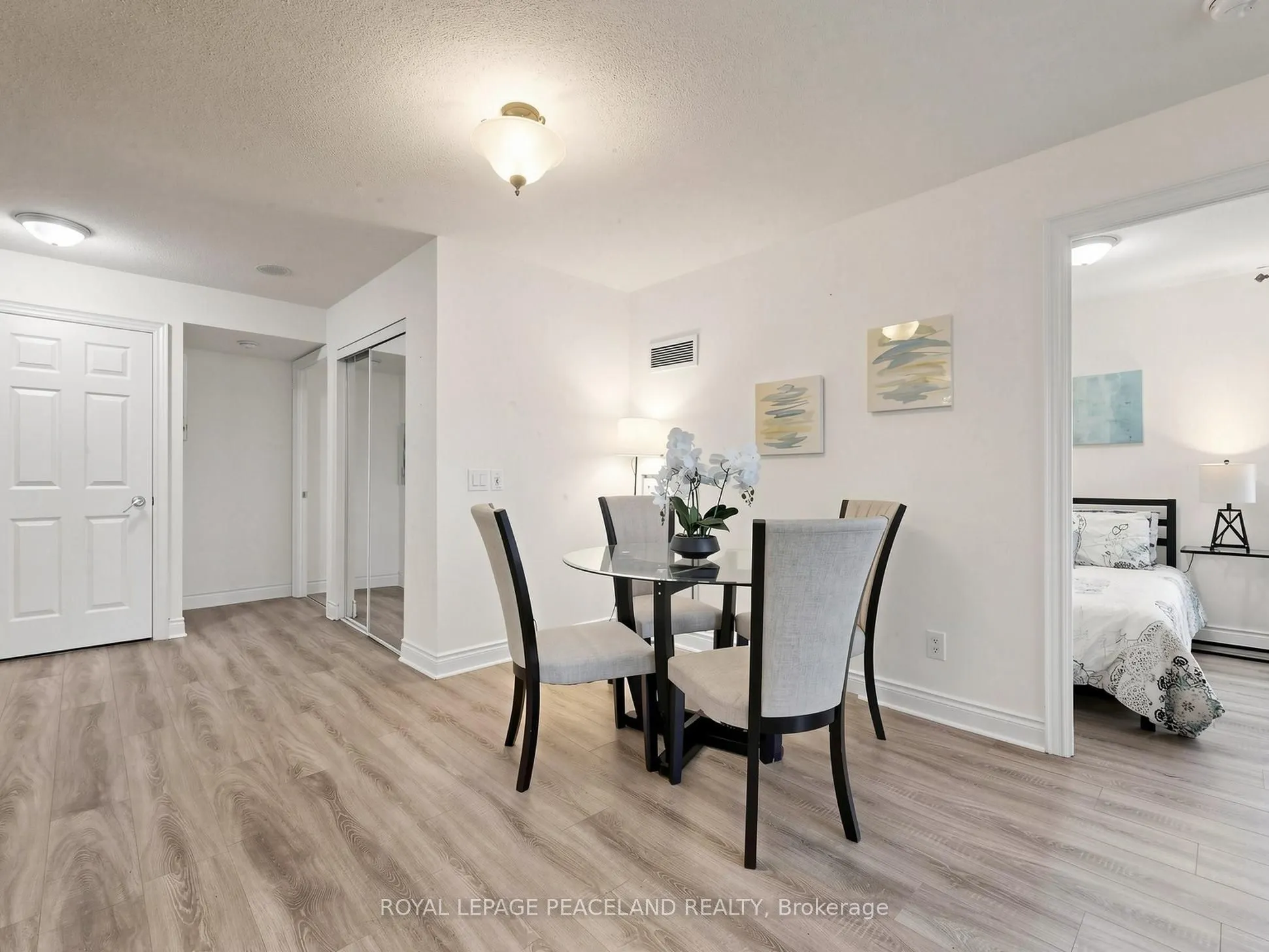 25 Greenview Avenue #2326