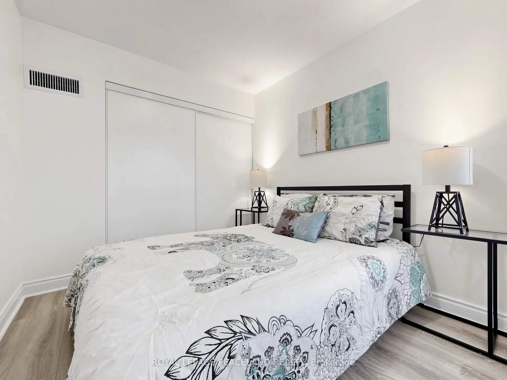 25 Greenview Avenue #2326