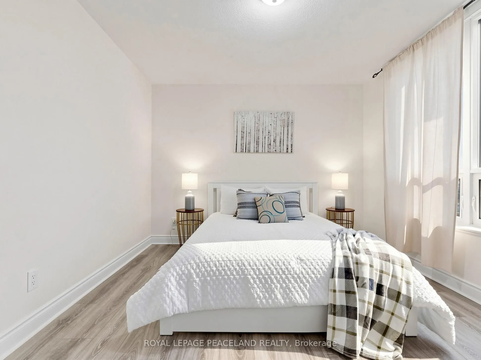 25 Greenview Avenue #2326