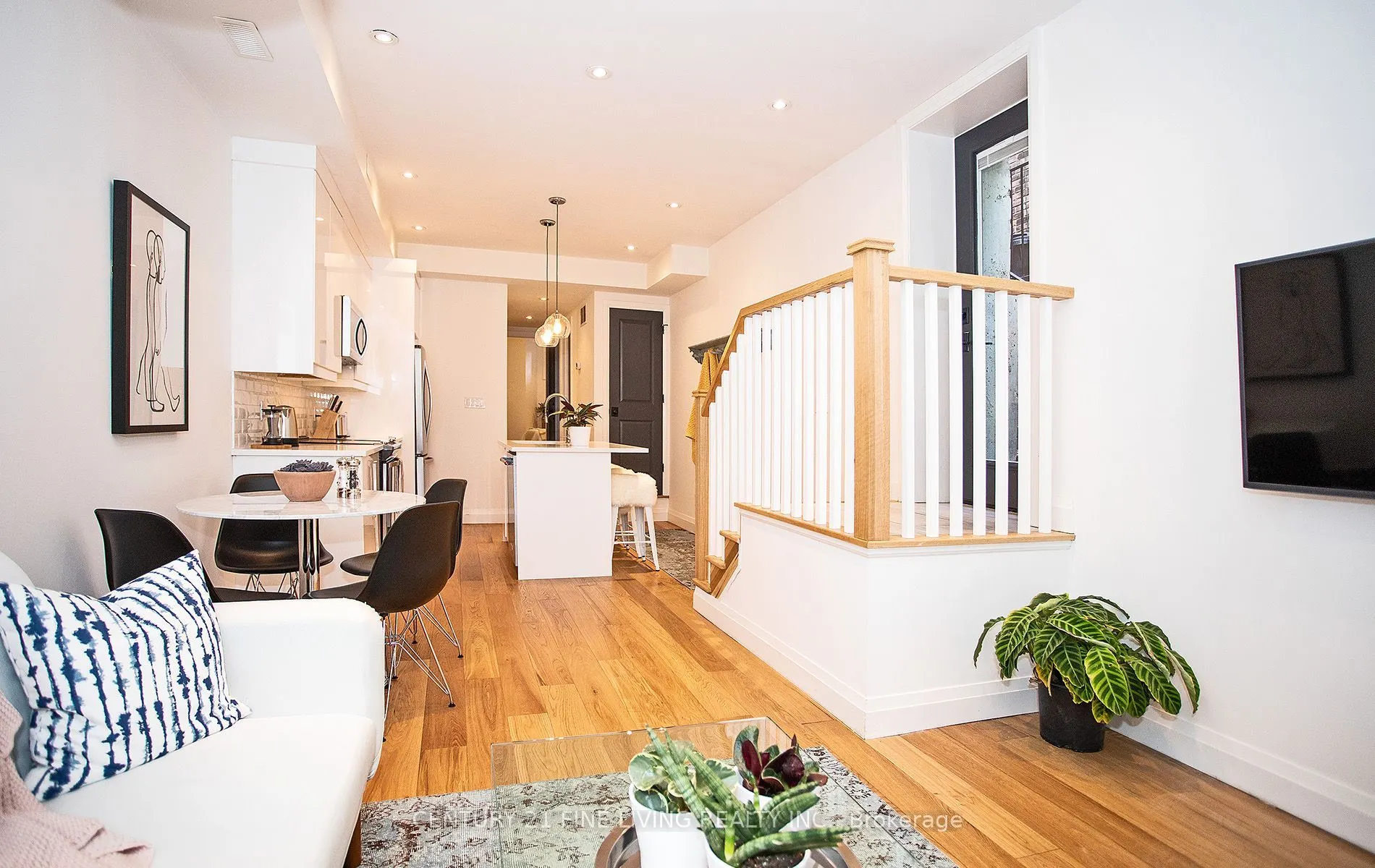 64 Lakeview Avenue #lower