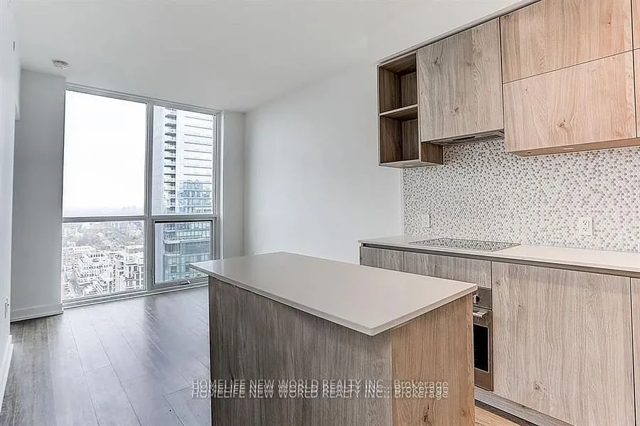 1 YORKVILLE Avenue #2904