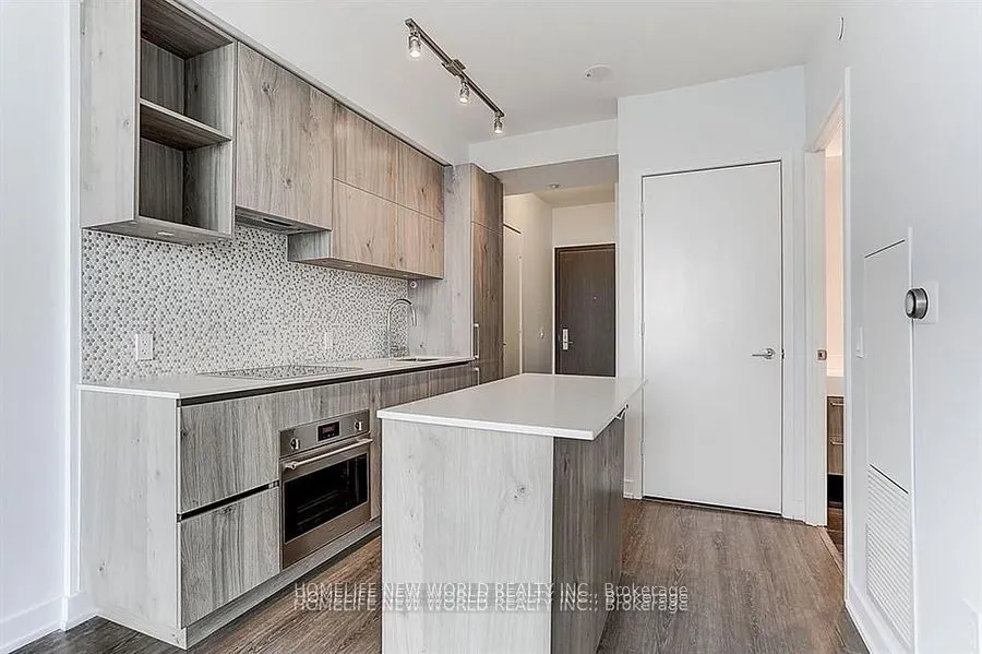 1 YORKVILLE Avenue #2904