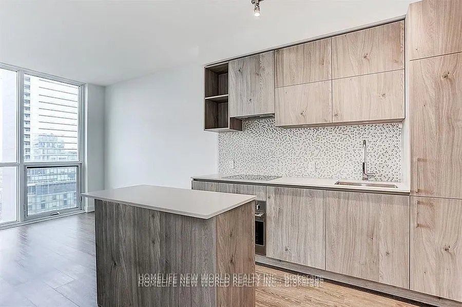 1 YORKVILLE Avenue #2904