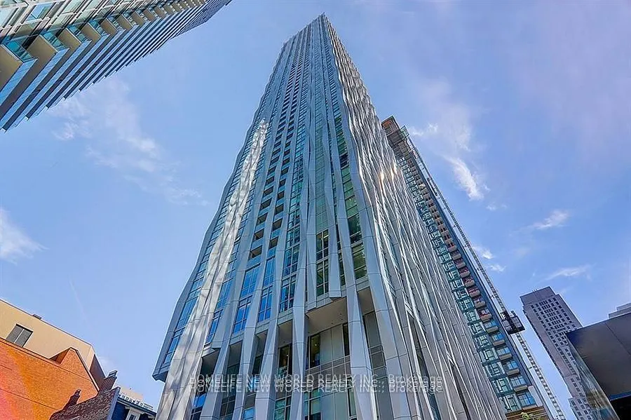 1 YORKVILLE Avenue #2904