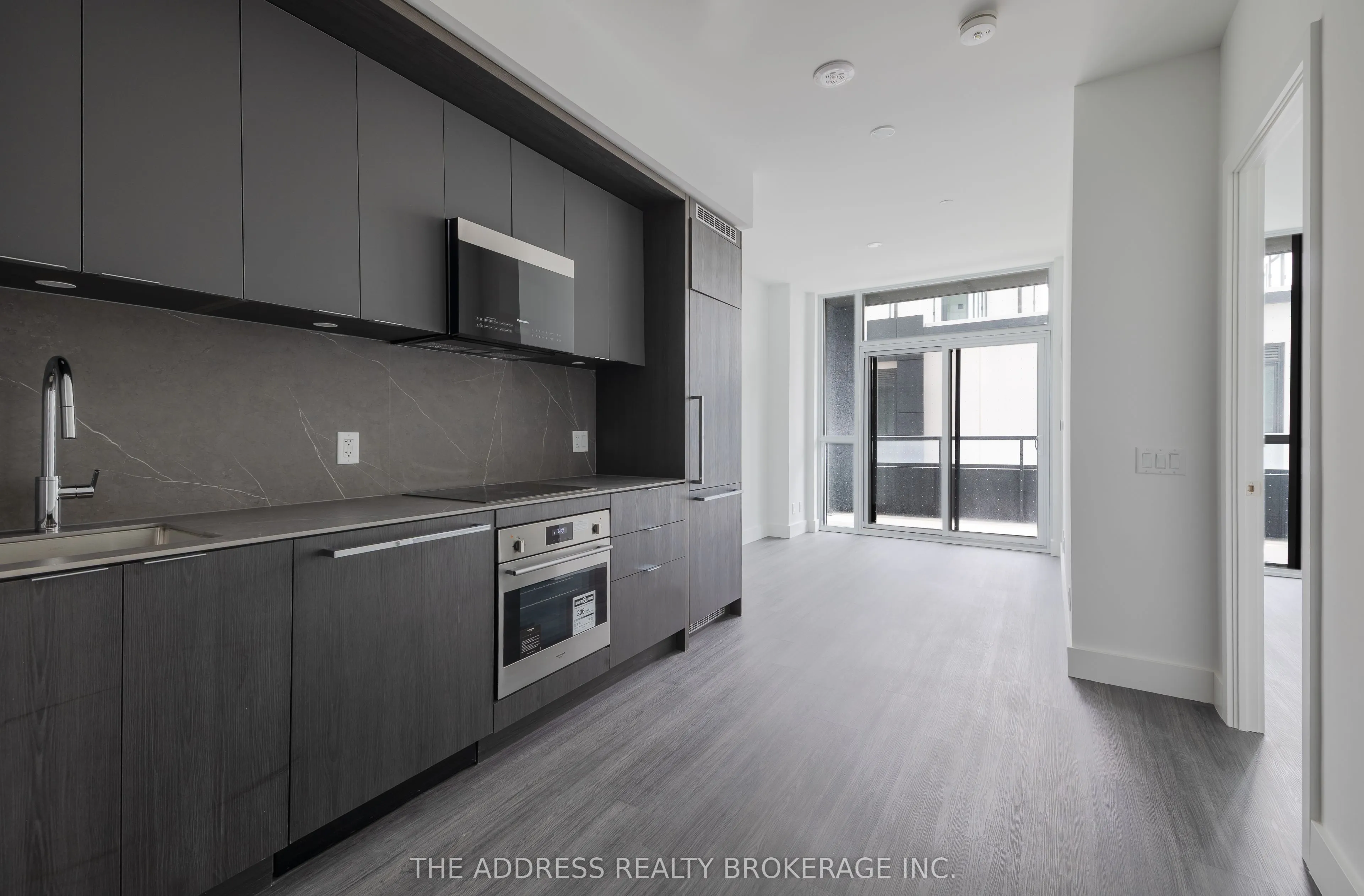 6 Greenbriar Road #212