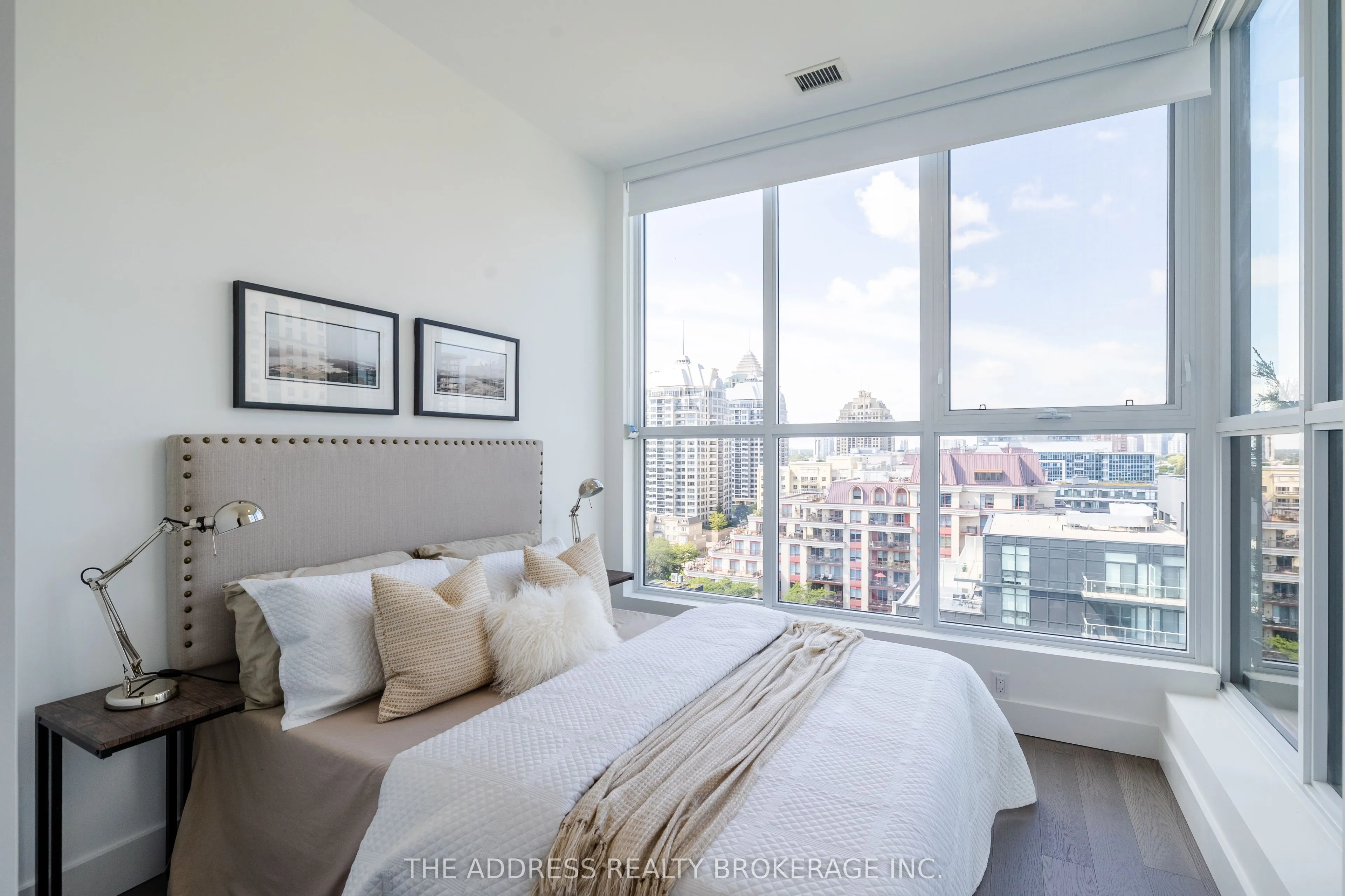 6 Greenbriar Road #1104