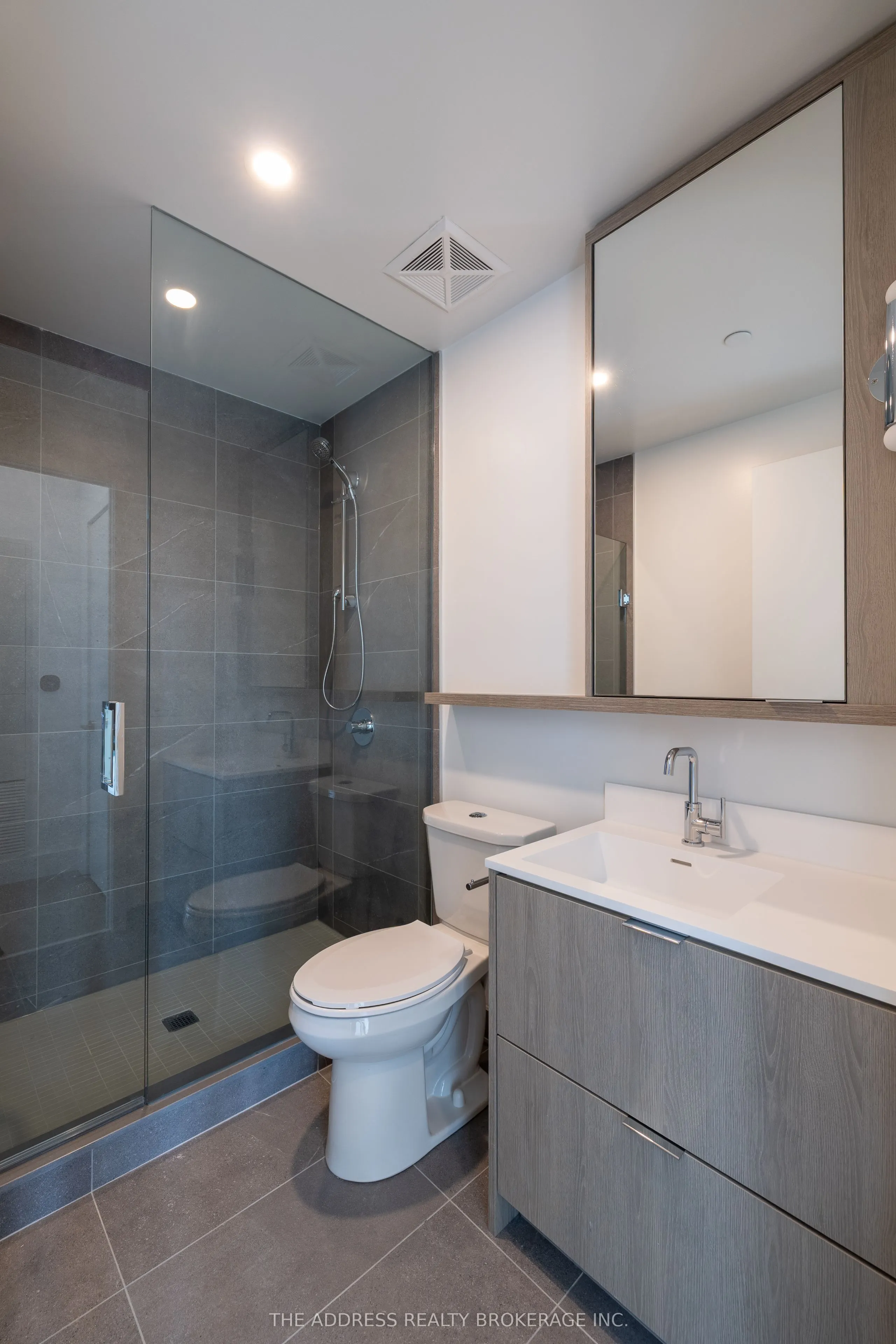 6 Greenbriar Road #1106