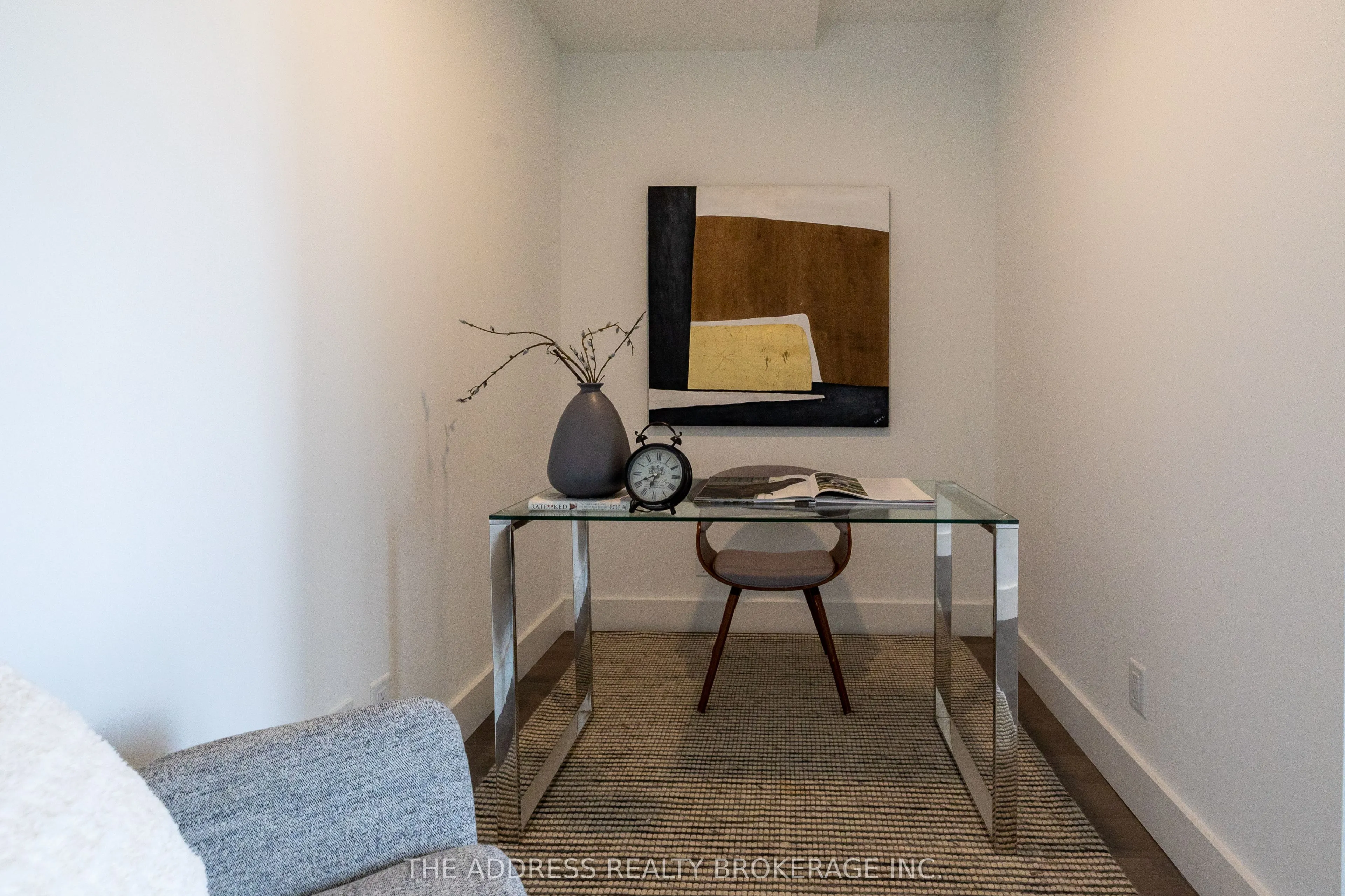 6 Greenbriar Road #1020